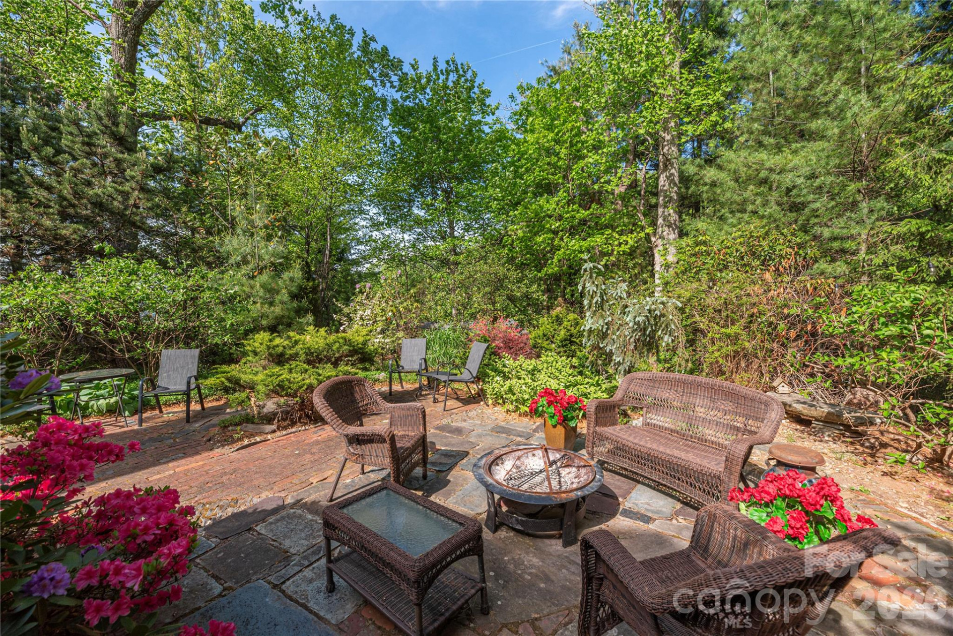 196 Rockhold Drive - Photo 34