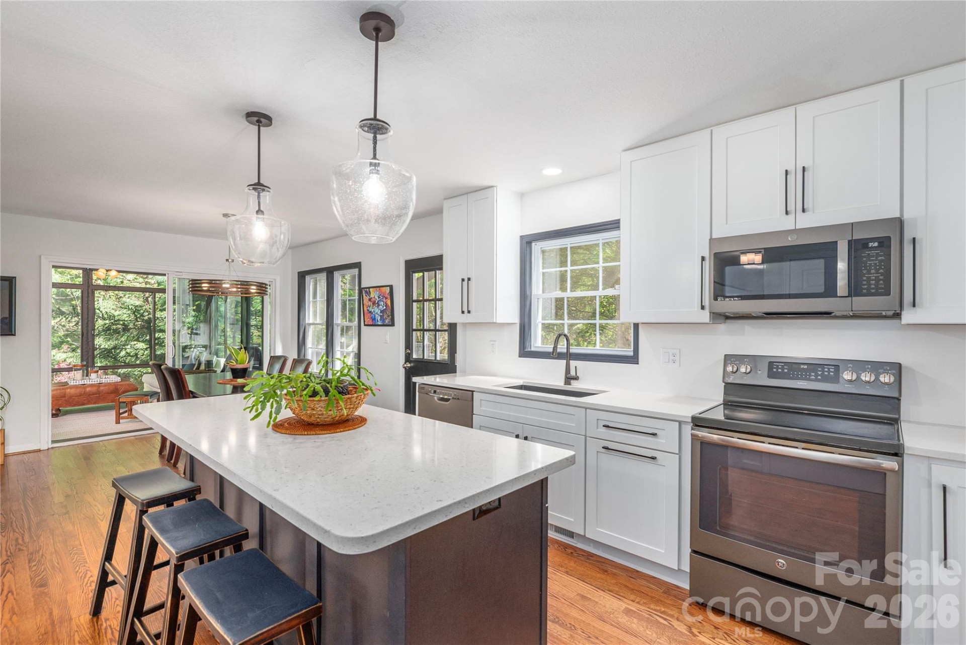 196 Rockhold Drive - Photo 9