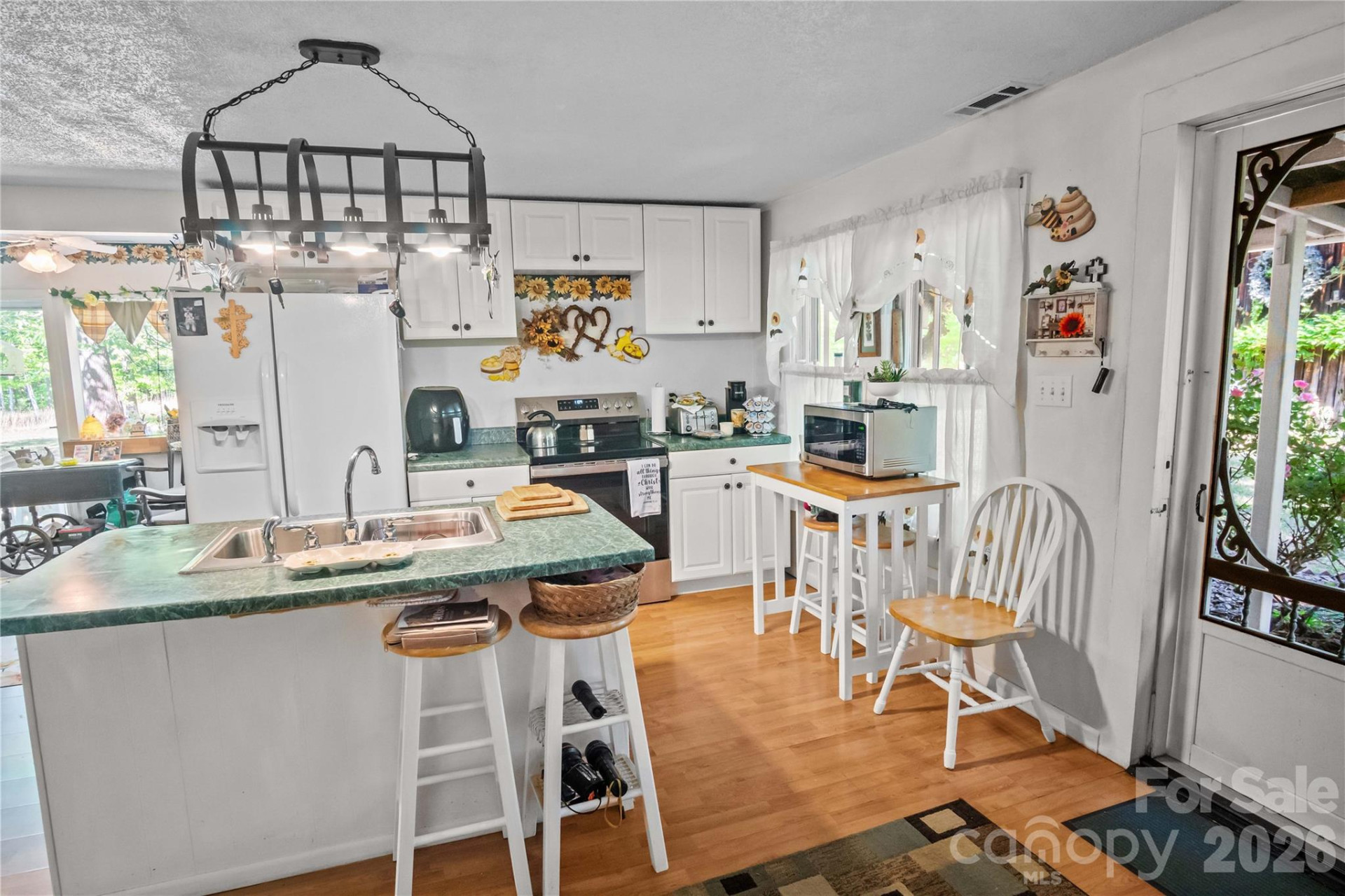 283 Constant Lane - Photo 32