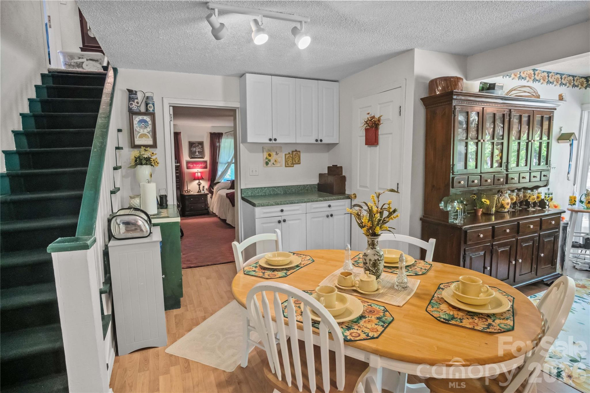 283 Constant Lane - Photo 36