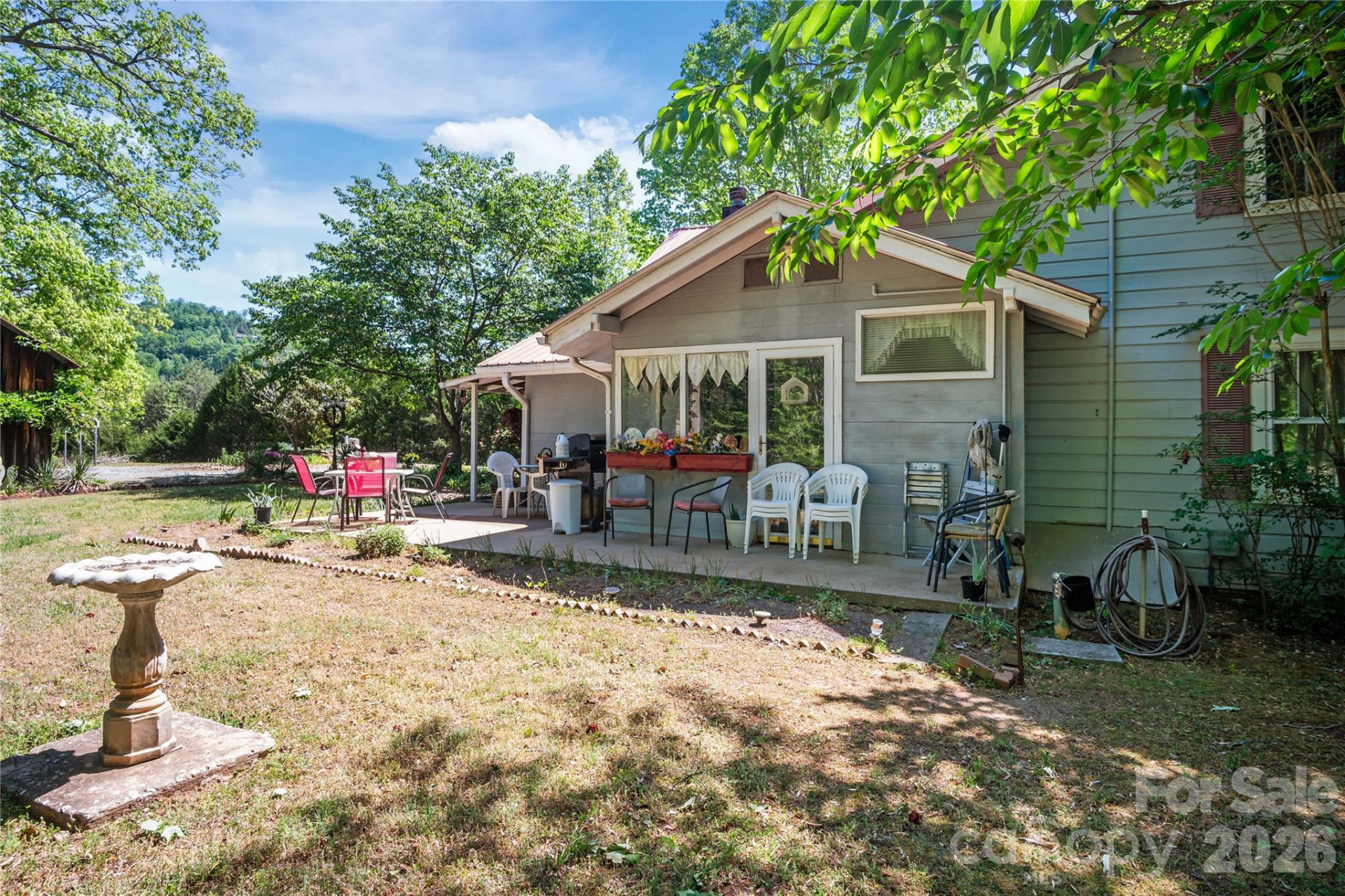 283 Constant Lane - Photo 5