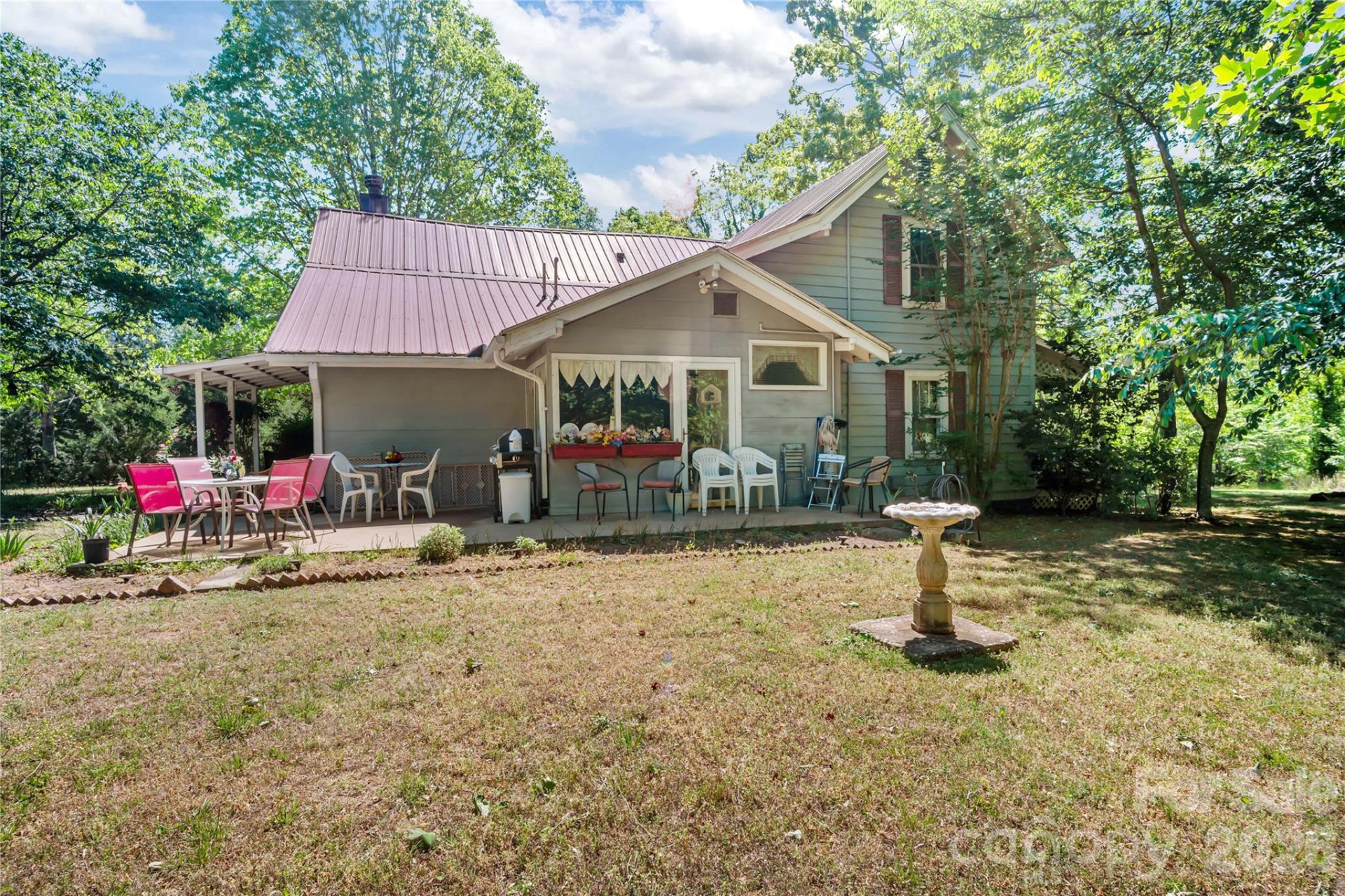 283 Constant Lane - Photo 6