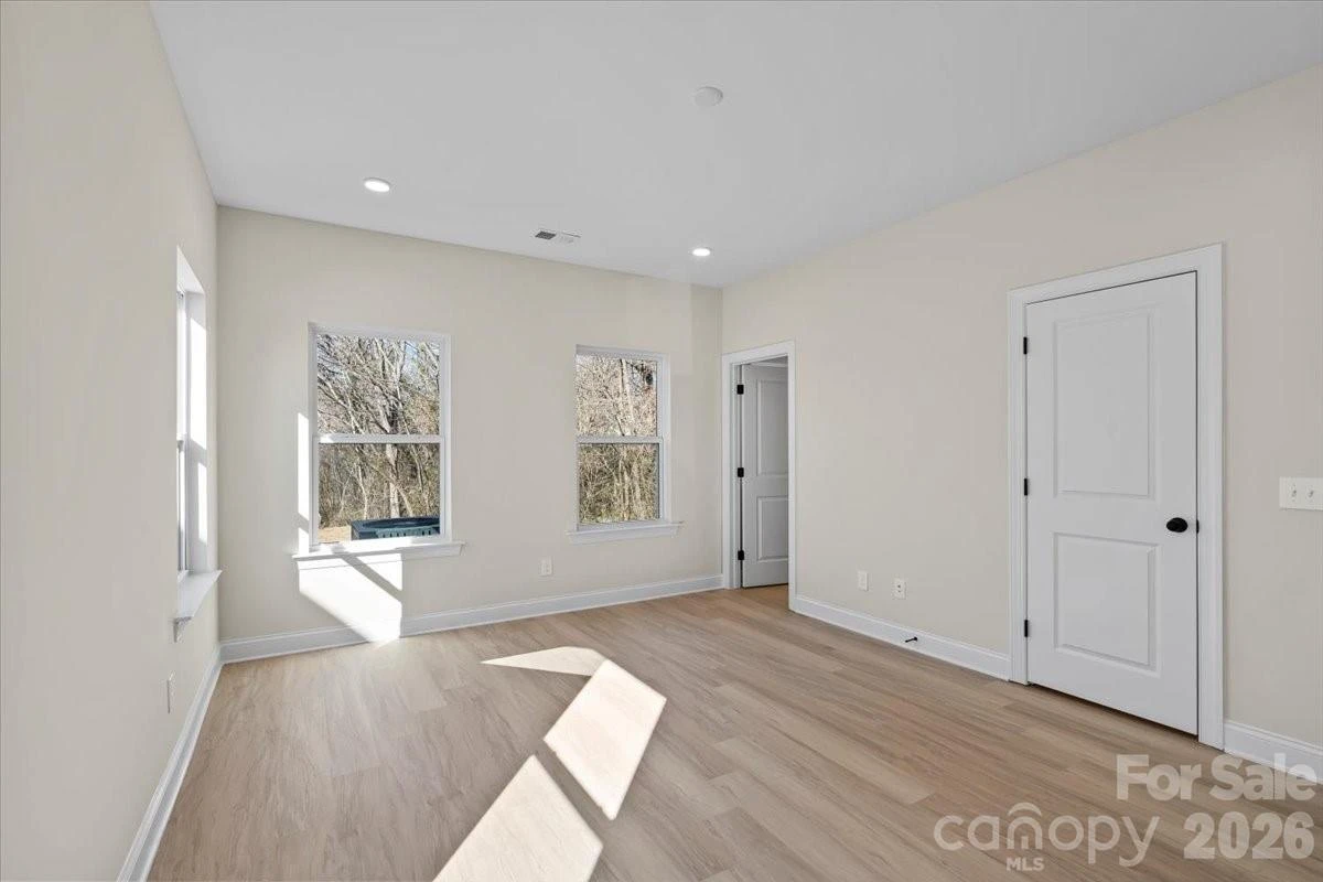 1562 7th Avenue Drive - Photo 20