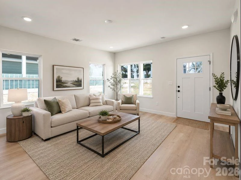 1562 7th Avenue Drive - Photo 3