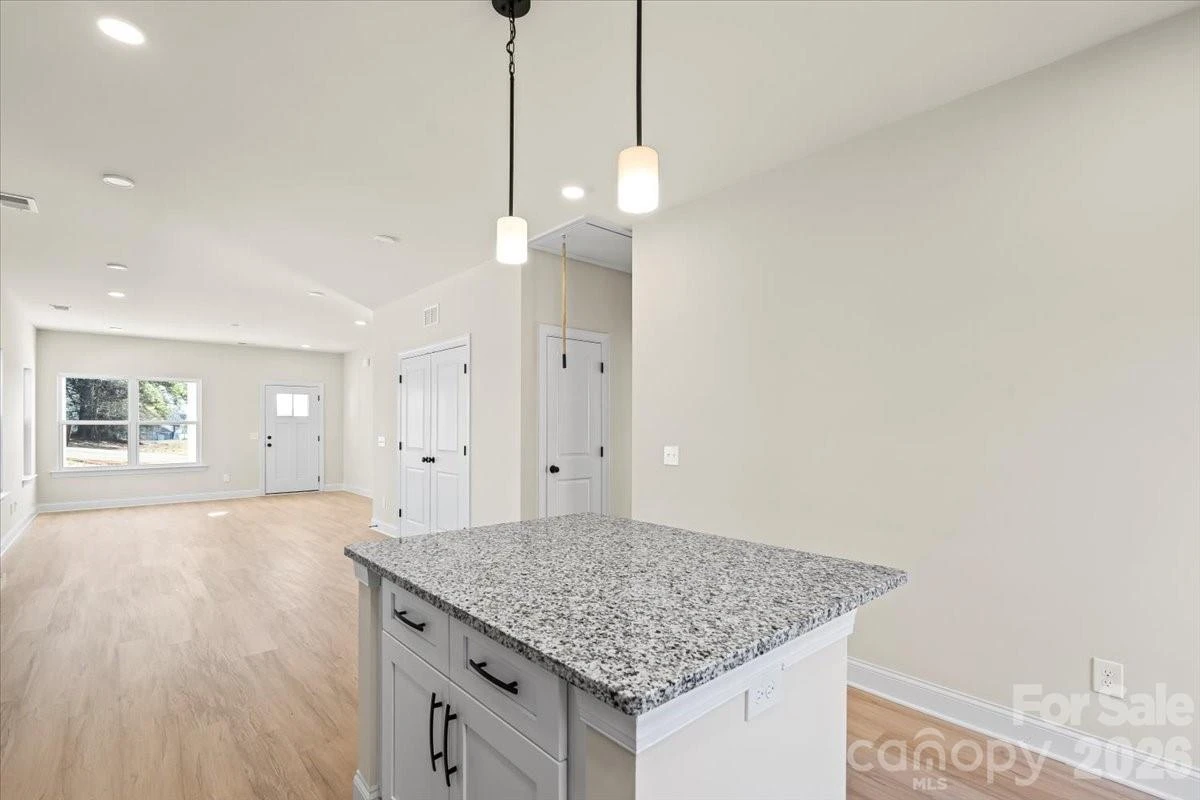 1562 7th Avenue Drive - Photo 8