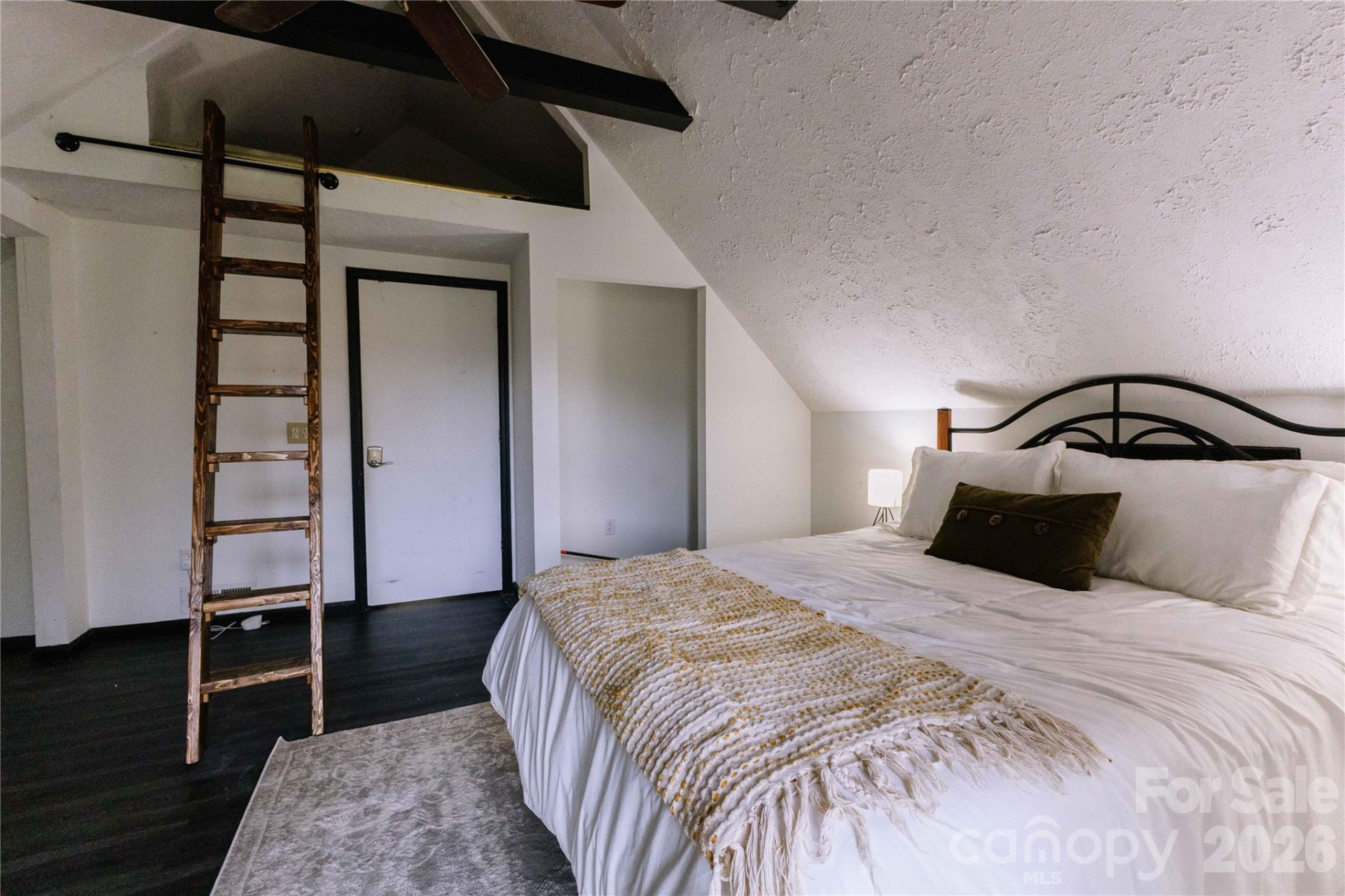 919 Country Club Drive - Photo 20