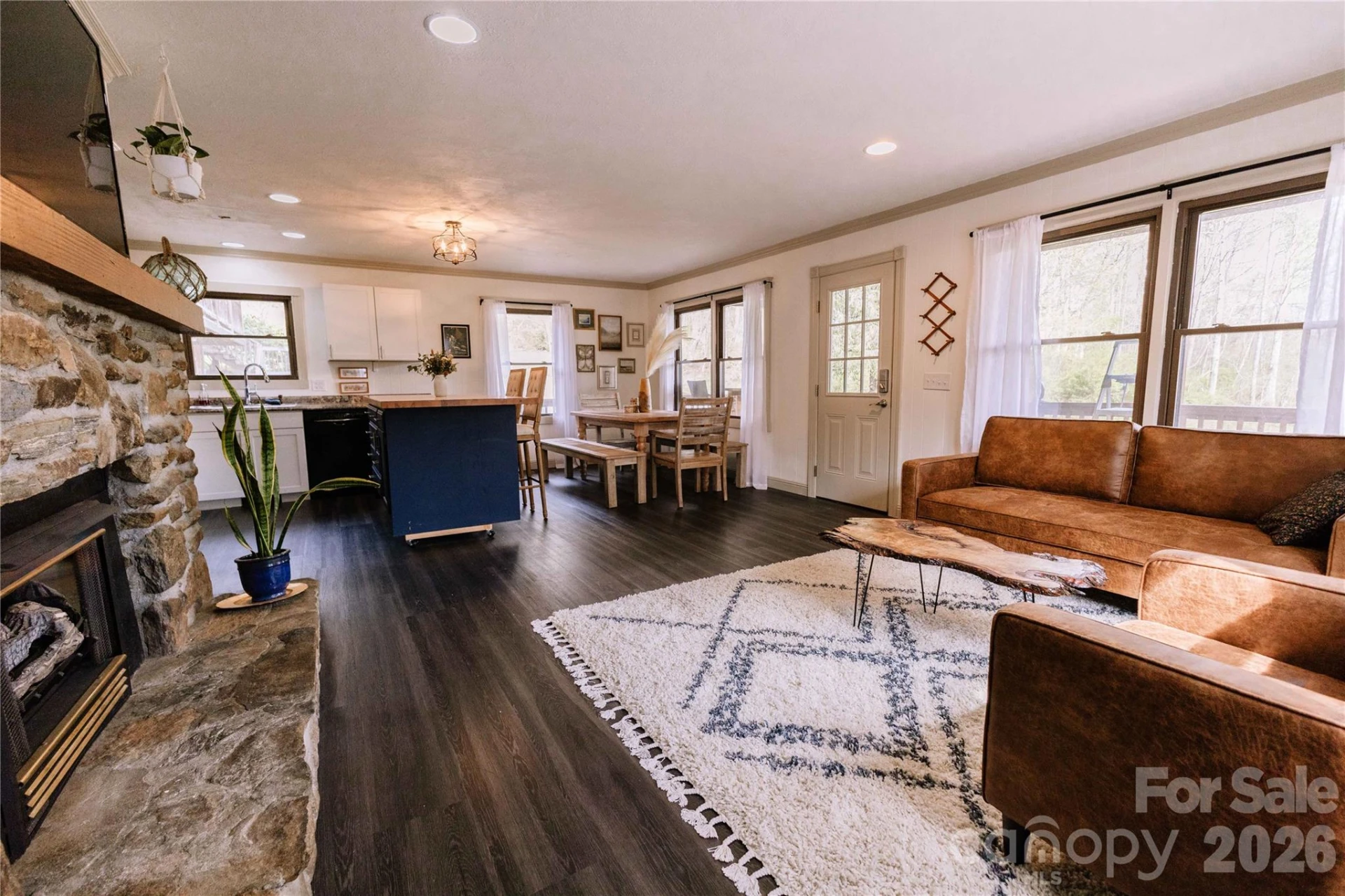 919 Country Club Drive - Photo 10