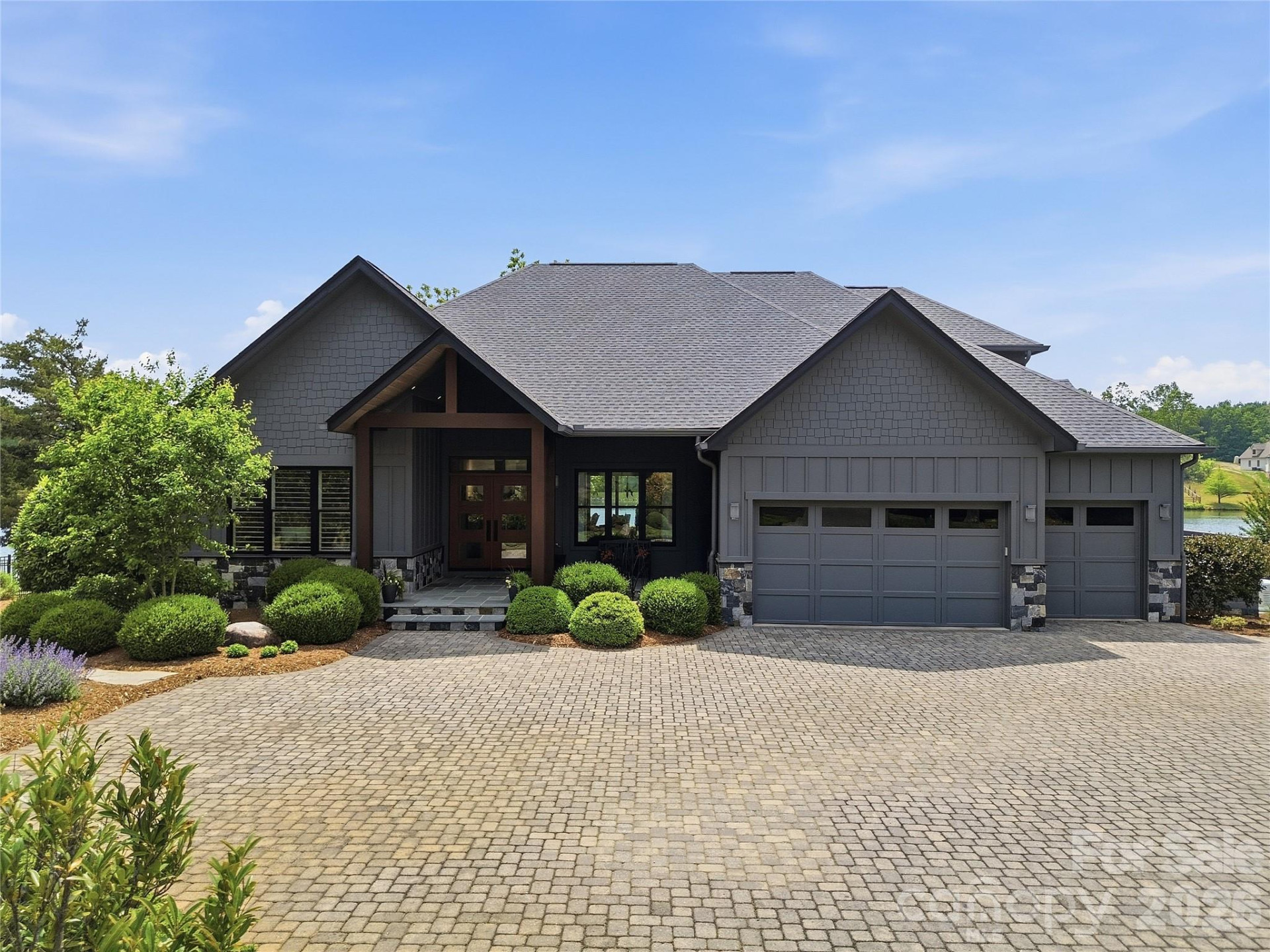 984 Mapleton Lane - Photo 2