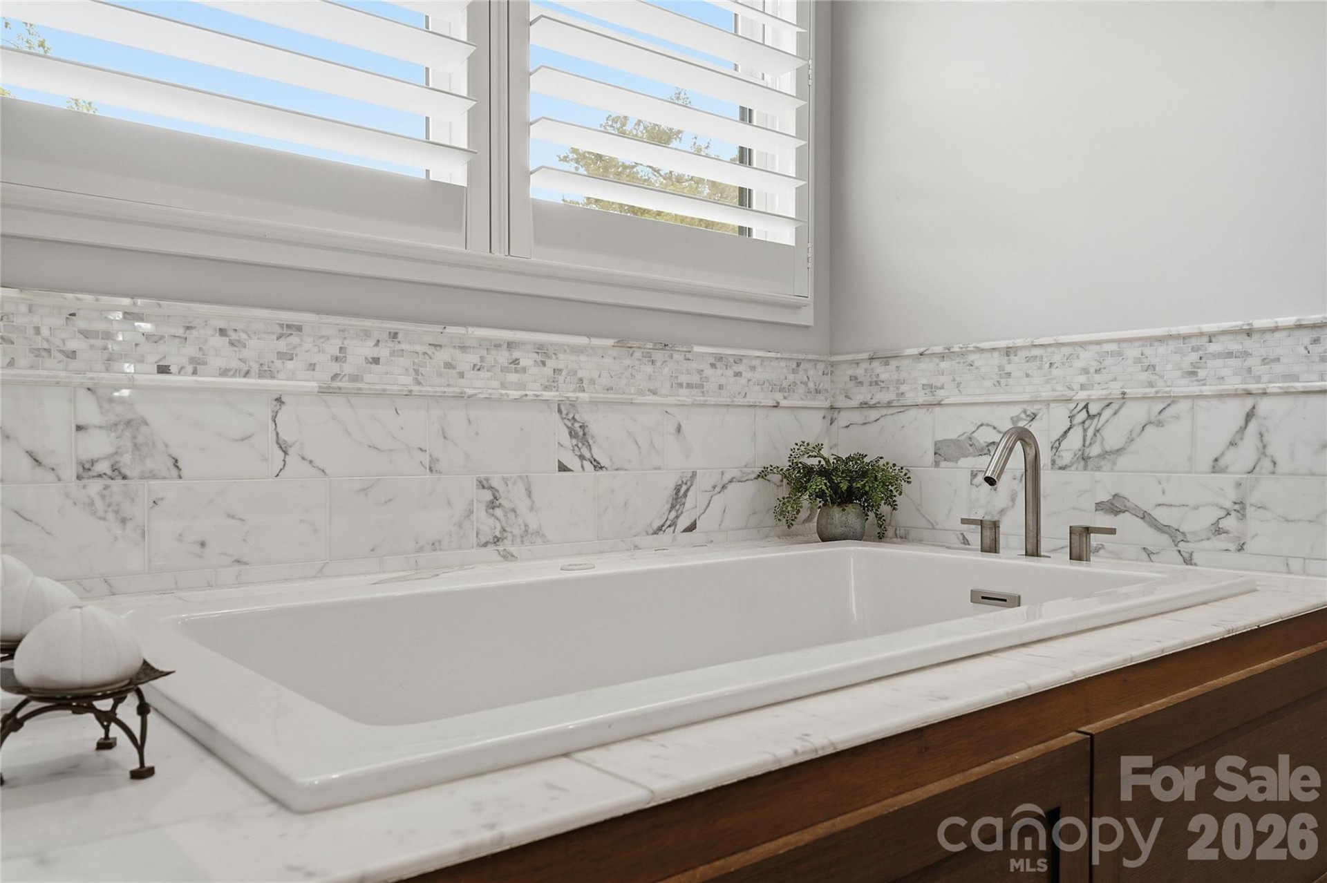 984 Mapleton Lane - Photo 15