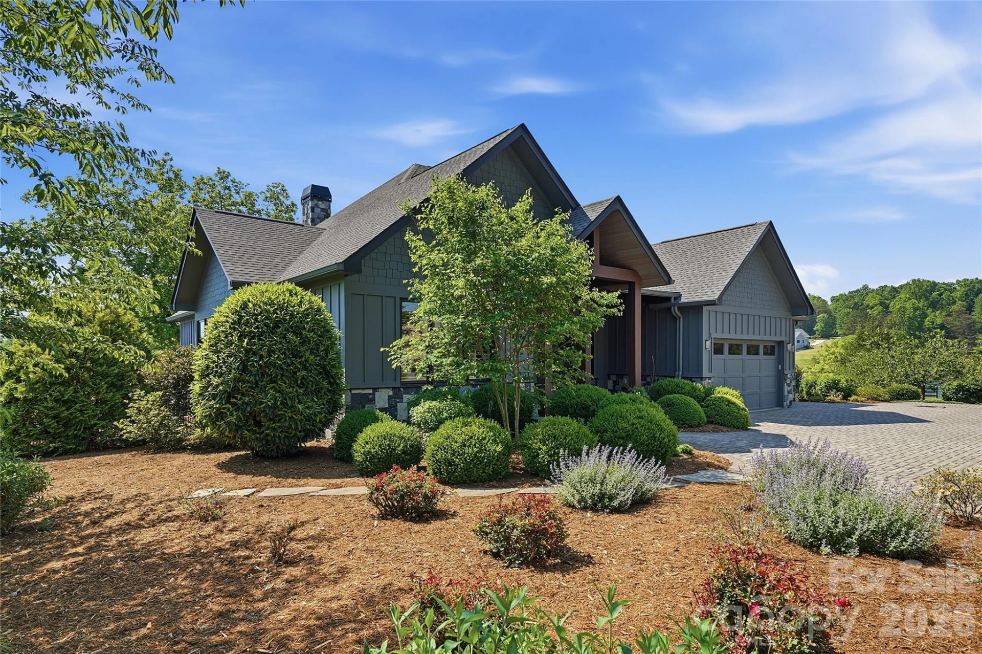 984 Mapleton Lane - Photo 3