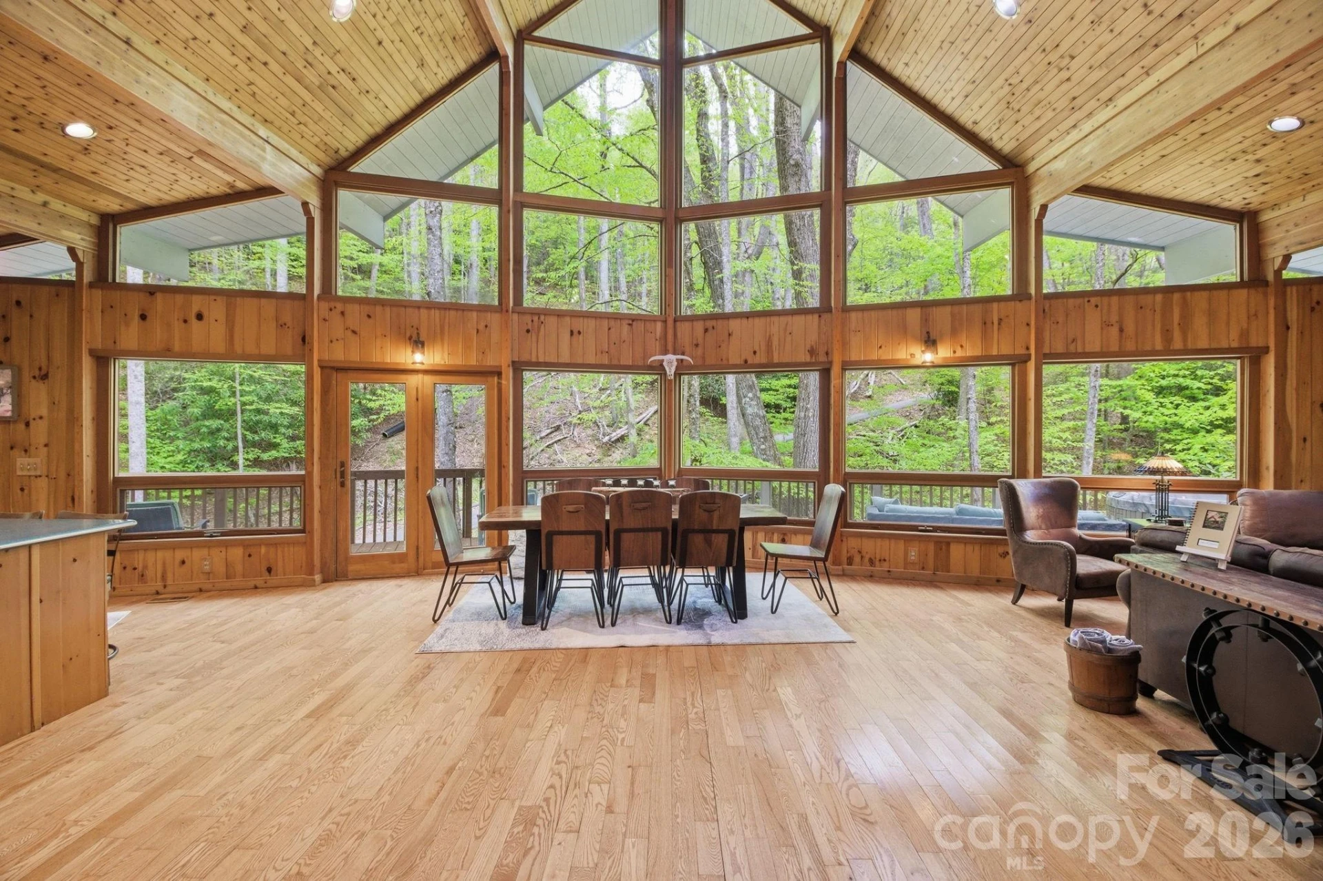 401 Saratoga None - Photo 3