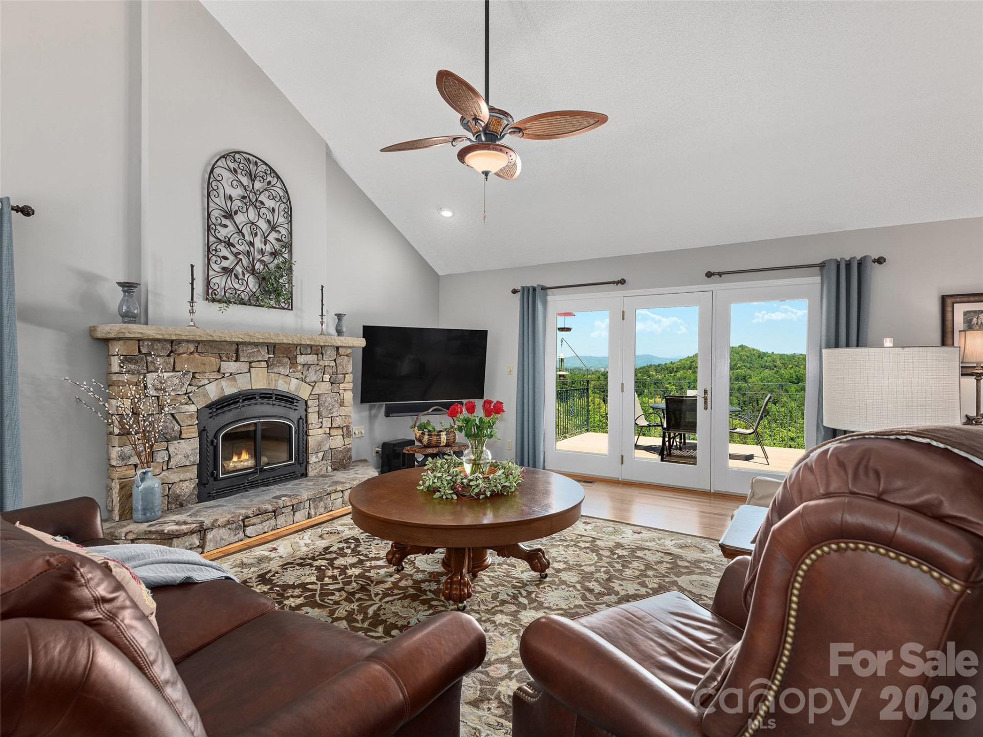 126 Stonebridge Drive - Photo 3