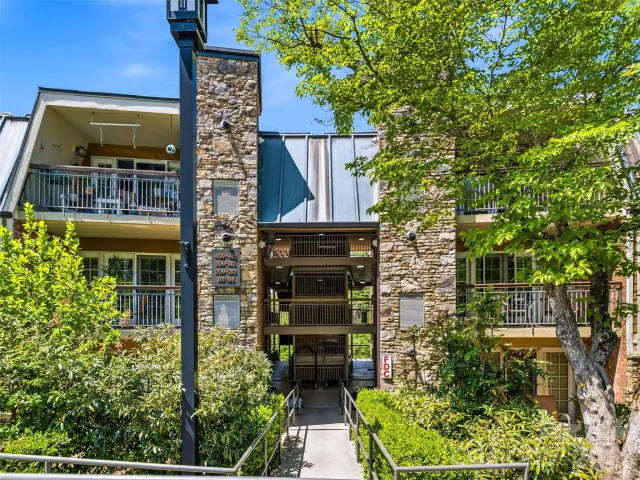 210 Bowling Park Road