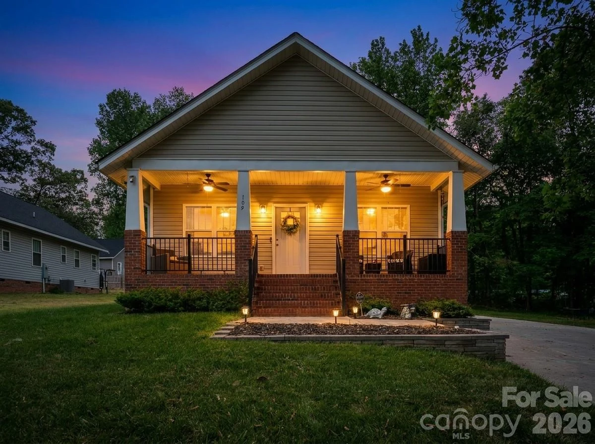 109 Wayne Avenue - Photo 2