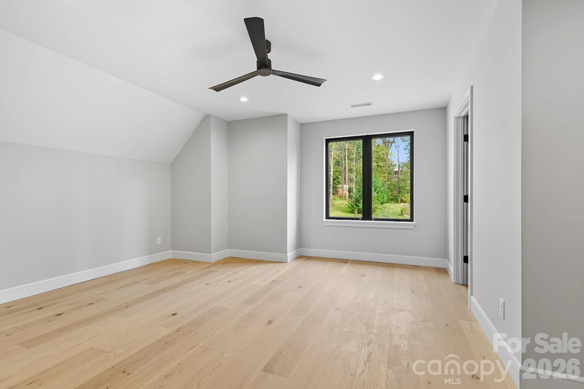 25 Ted Linn Drive - Photo 32