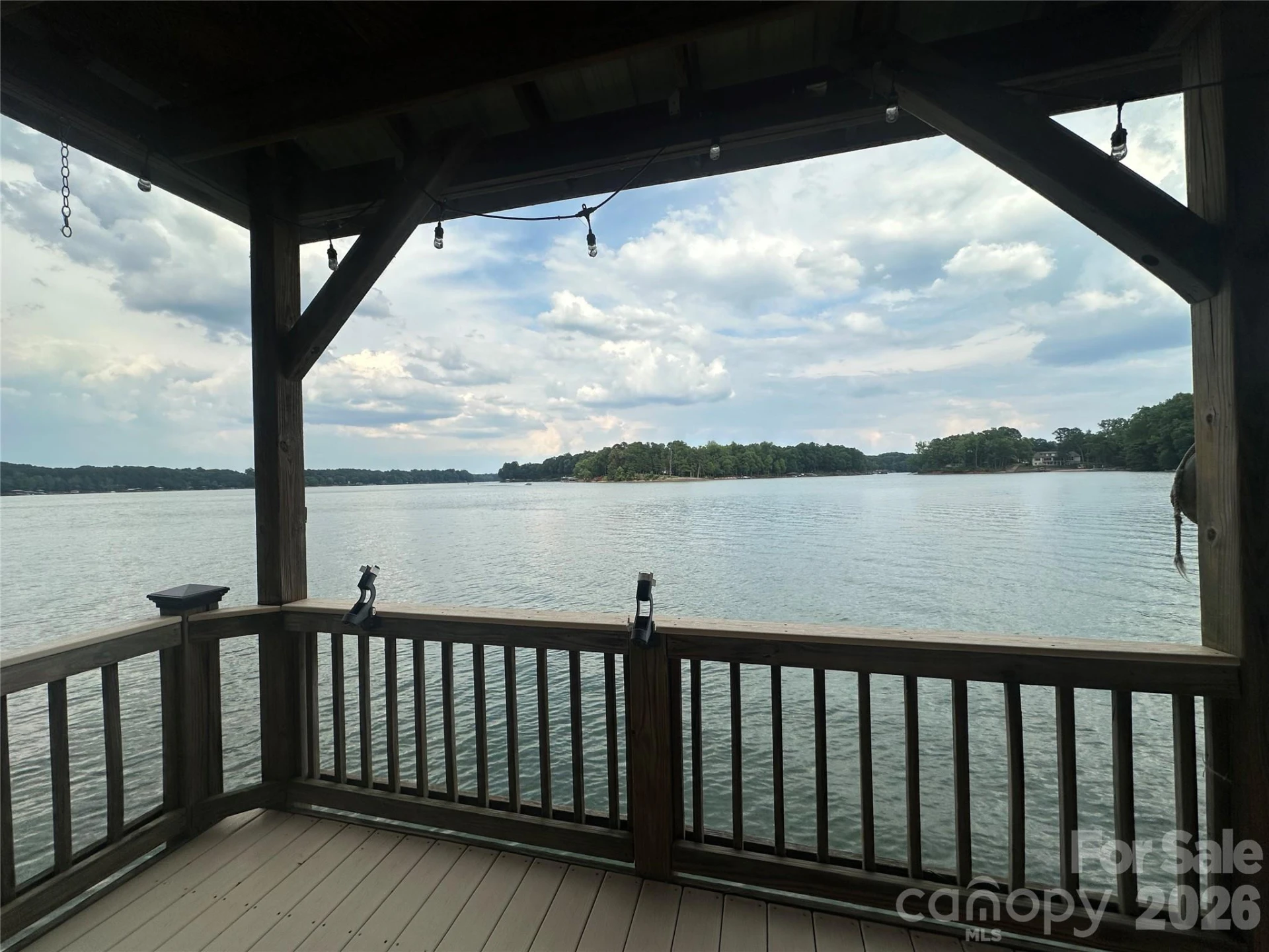 221 Whiterock Drive - Photo 4