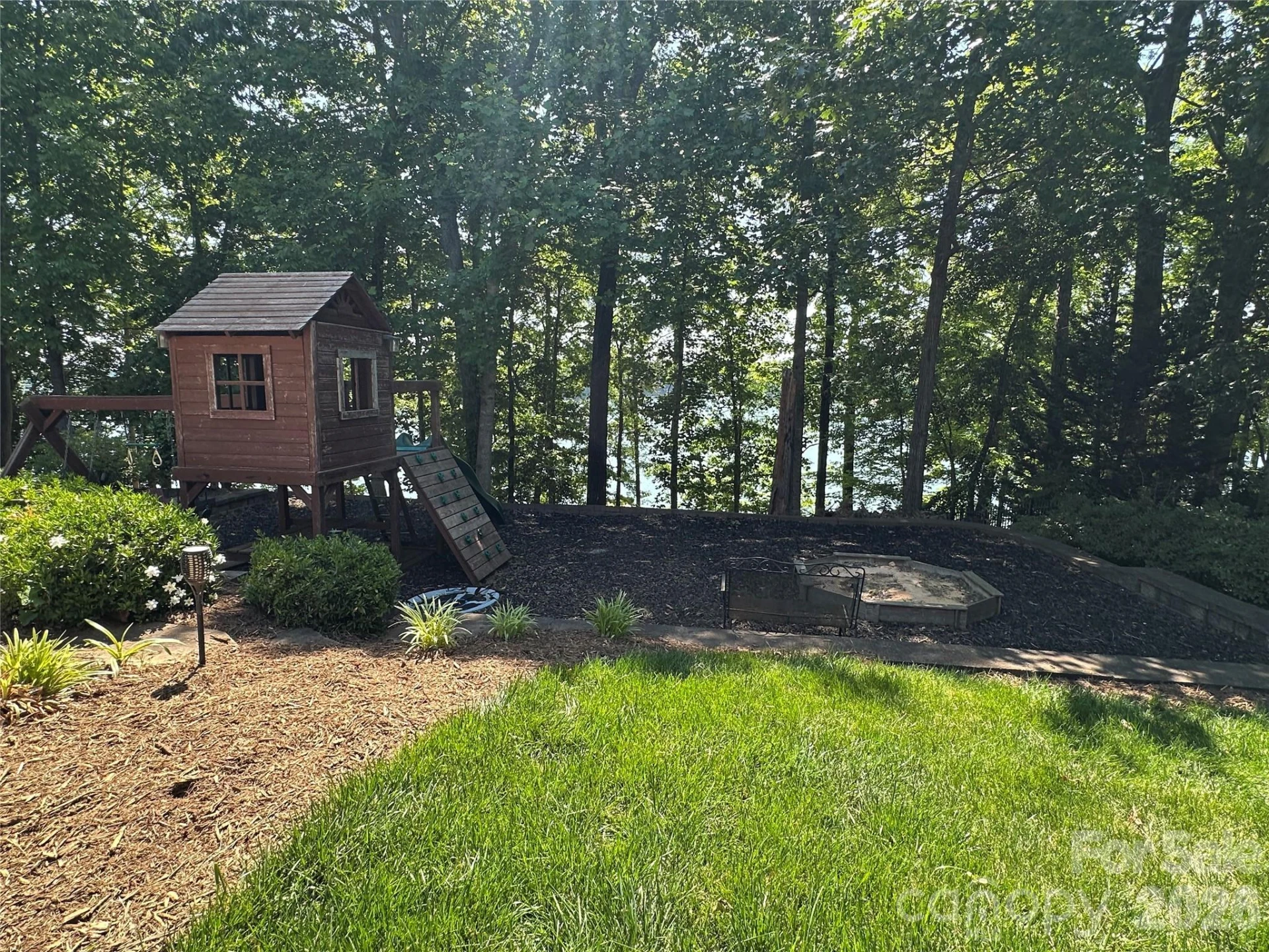 221 Whiterock Drive - Photo 5