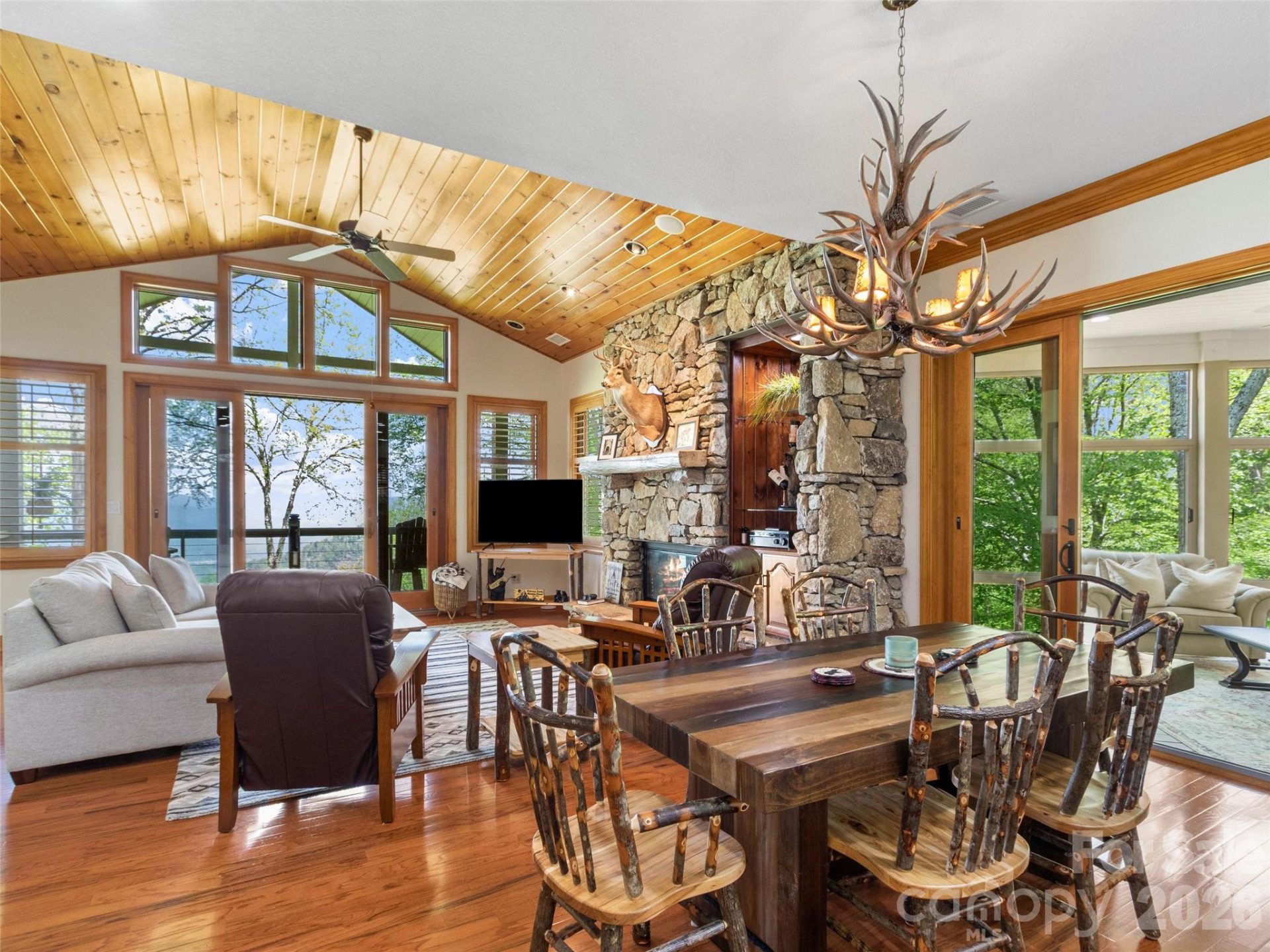 266 Sunset Point Road #B2 - Photo 5