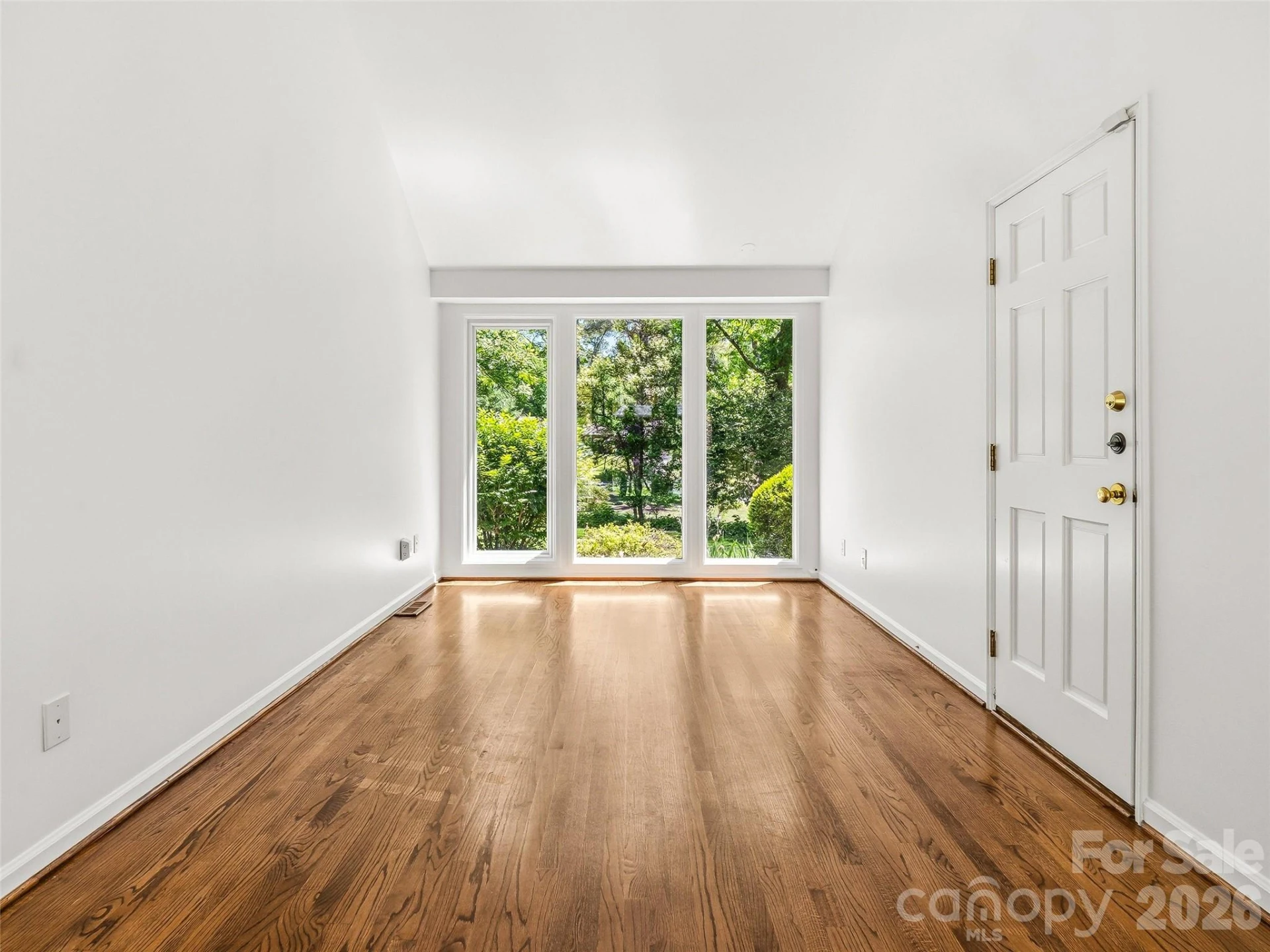 109 Stuyvesant Road - Photo 32