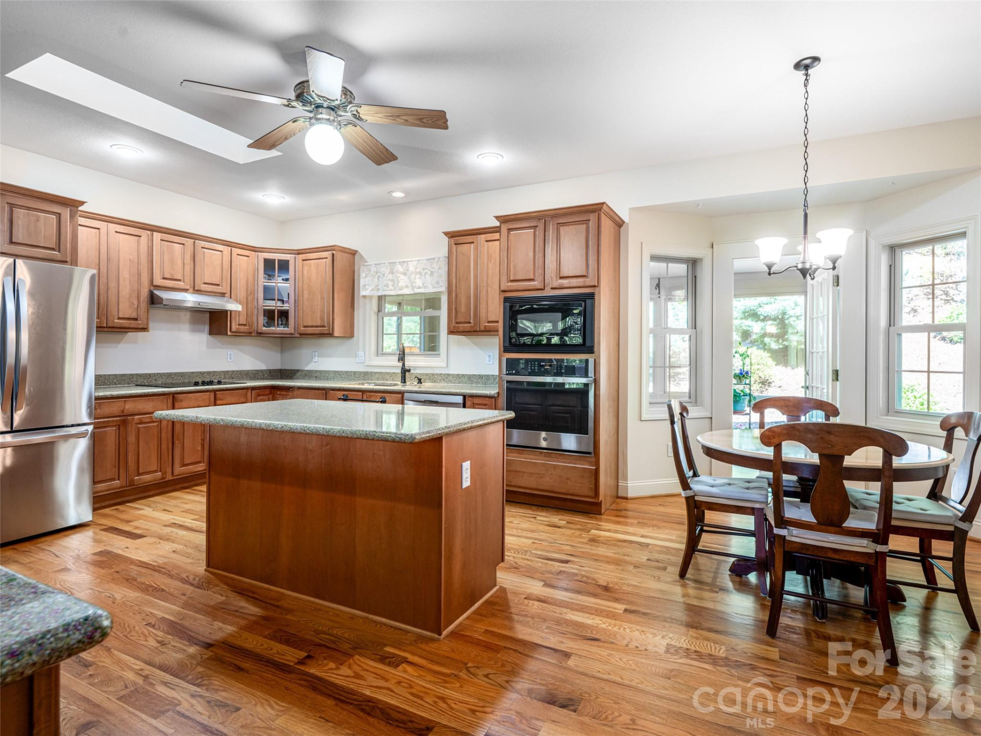 4 Dogwood Glen Circle - Photo 14