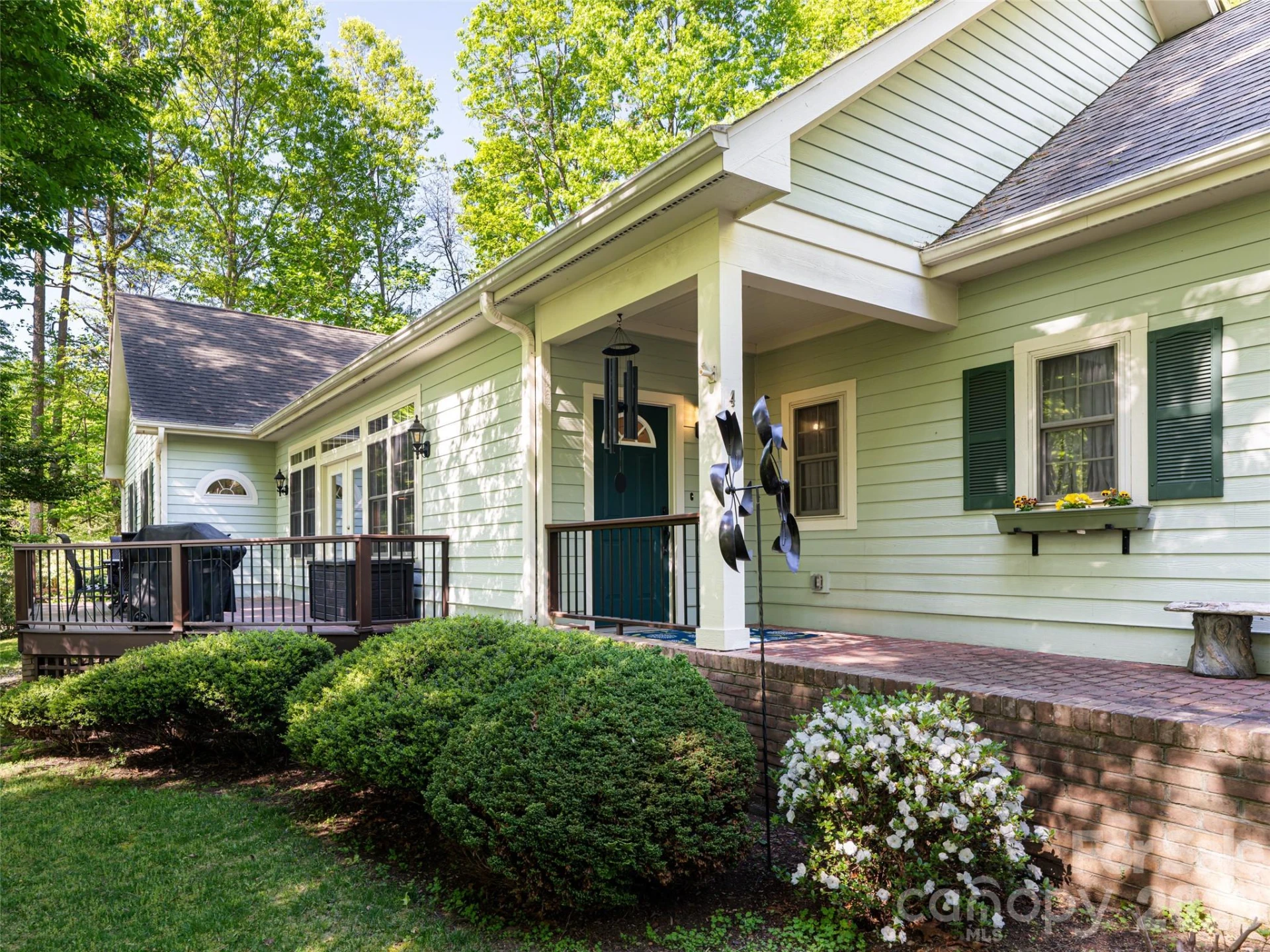 4 Dogwood Glen Circle - Photo 3