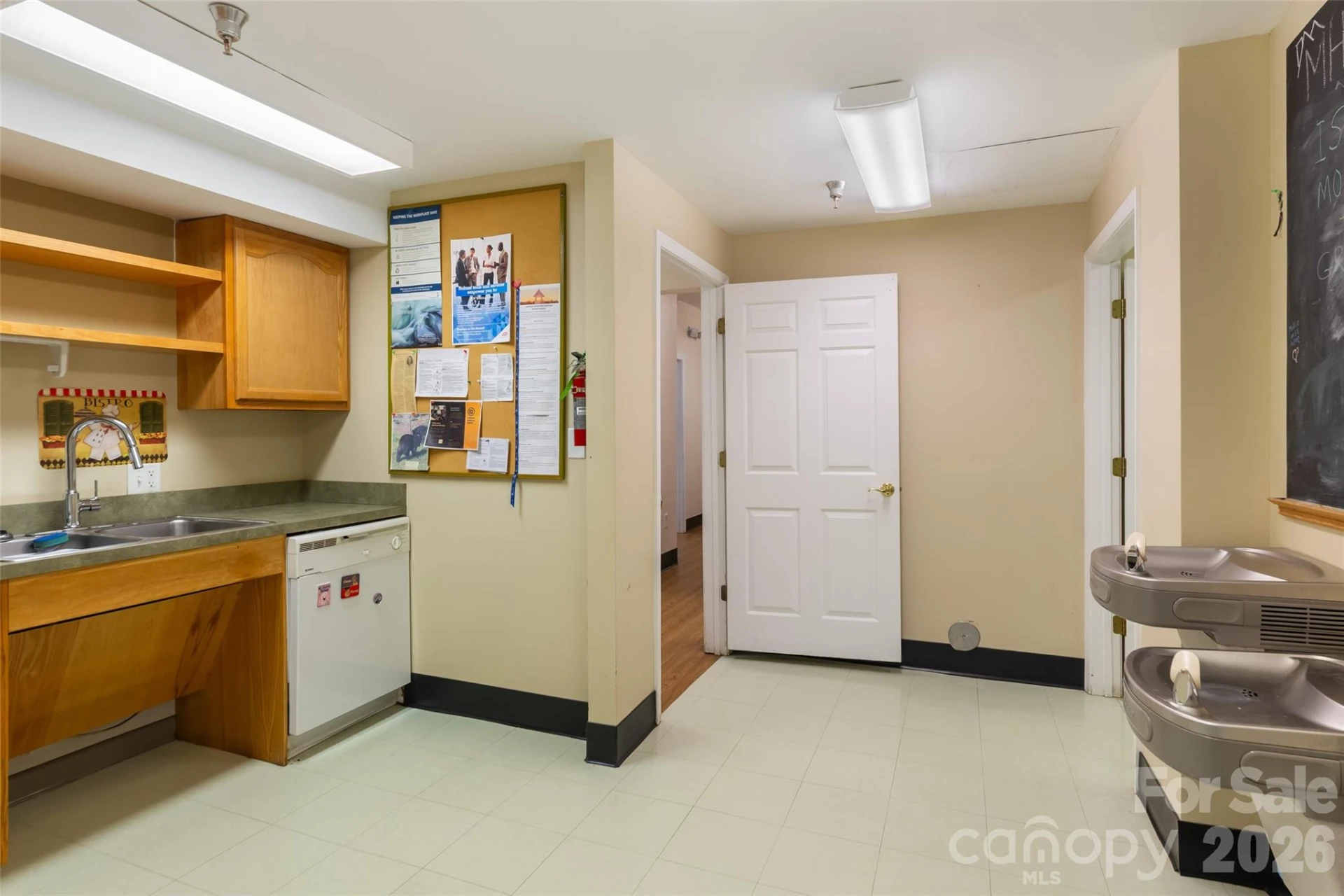 64 Clingman Avenue #101 - Photo 18