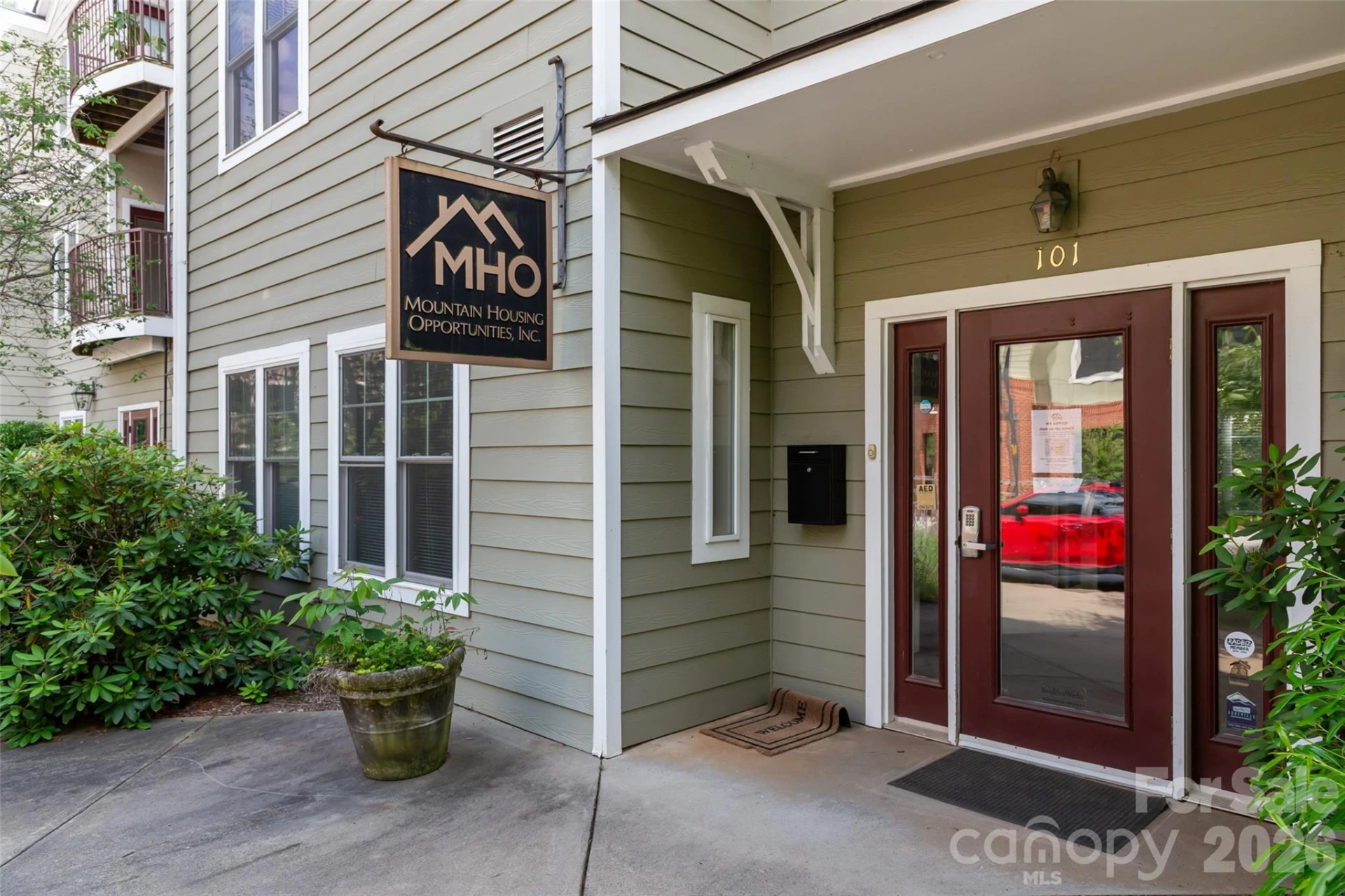 64 Clingman Avenue #101 - Photo 42