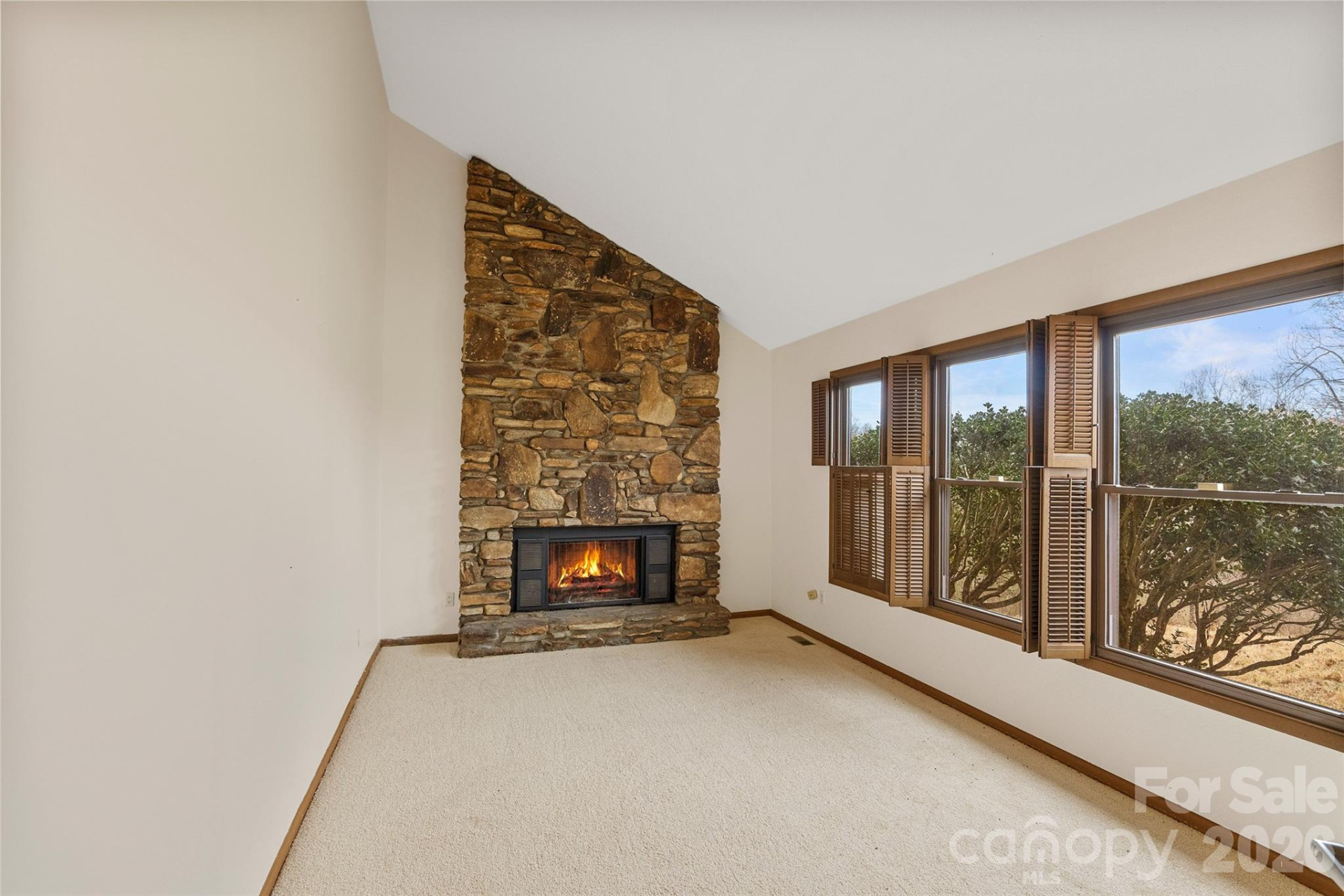 2025 Howard Gap Road - Photo 16