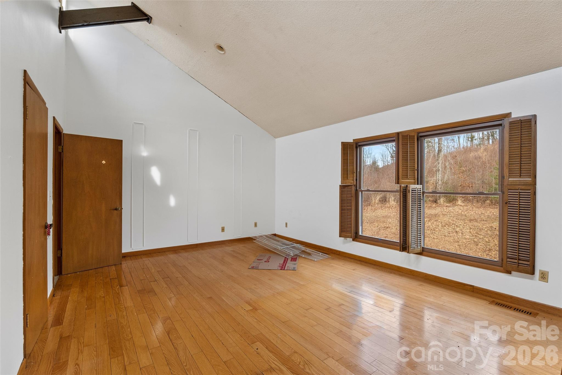 2025 Howard Gap Road - Photo 17