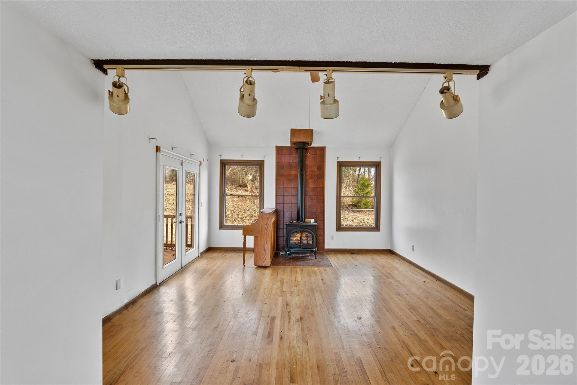 2025 Howard Gap Road - Photo 7