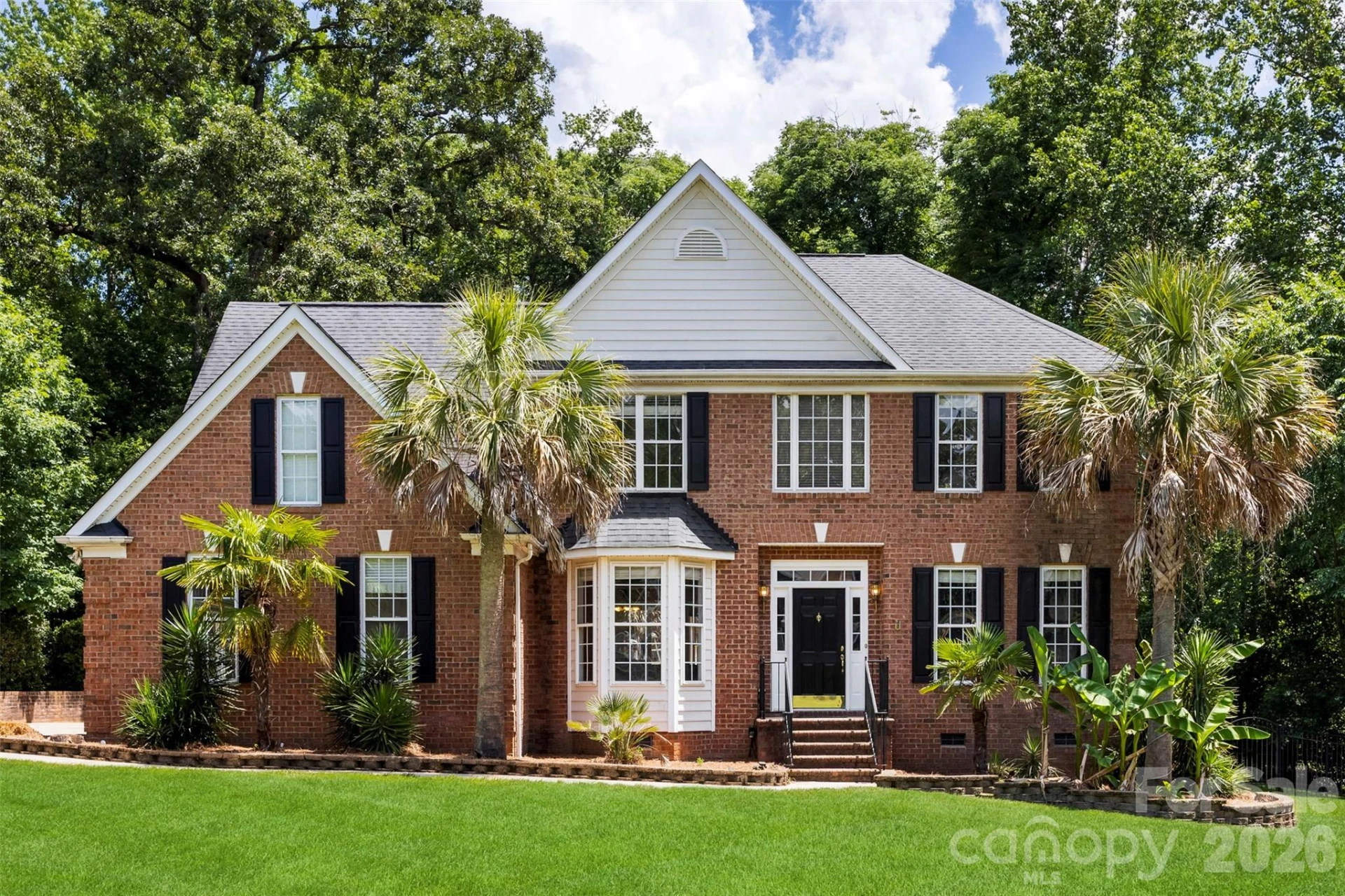 6520 Hollow Oak Drive