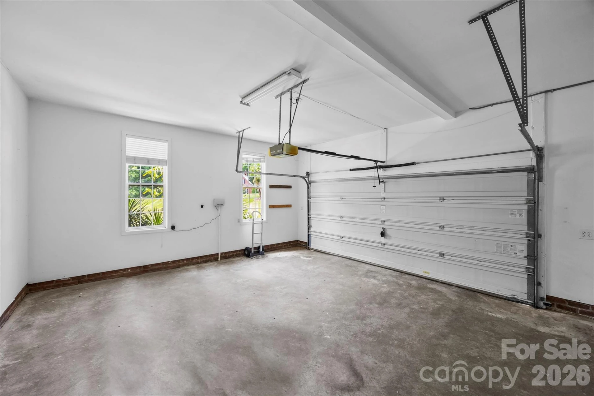 6520 Hollow Oak Drive - Photo 36