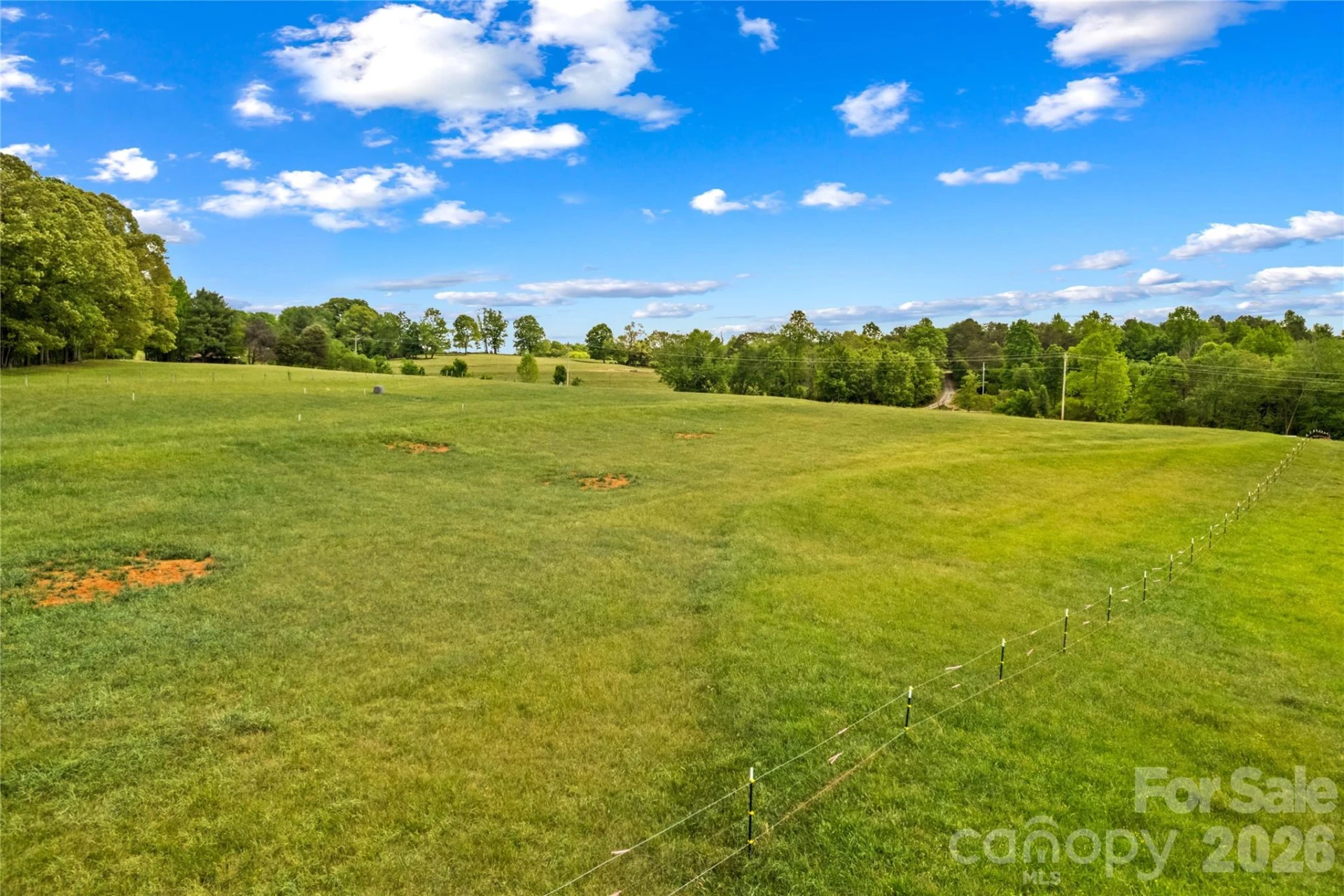 562 Mountain View Road - Photo 2