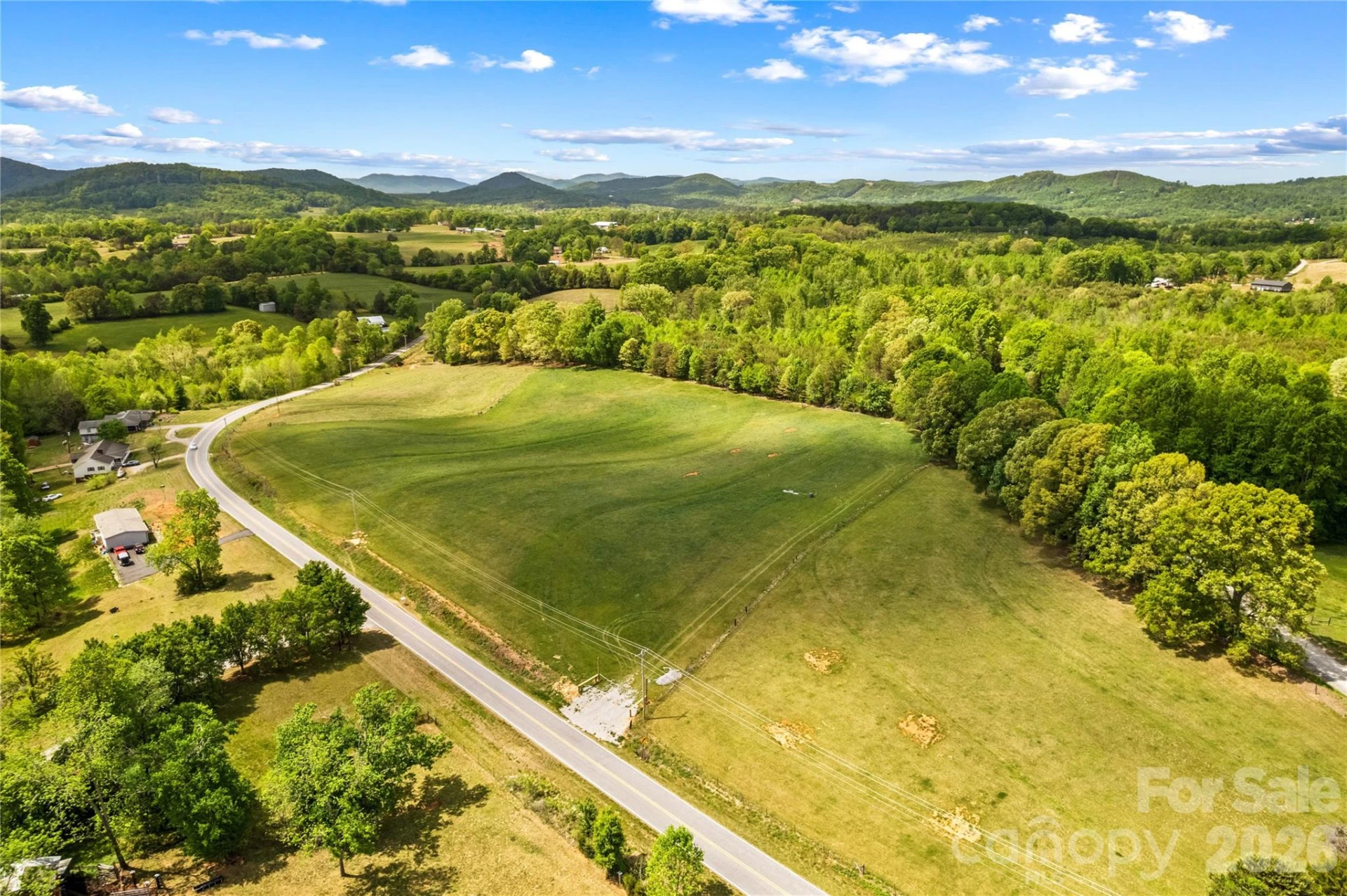 562 Mountain View Road - Photo 3