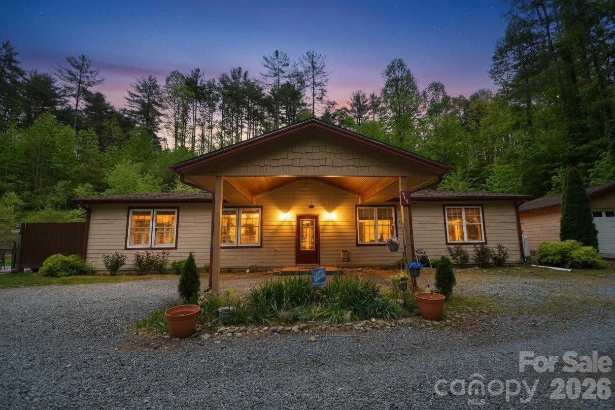 945 Country Club Road