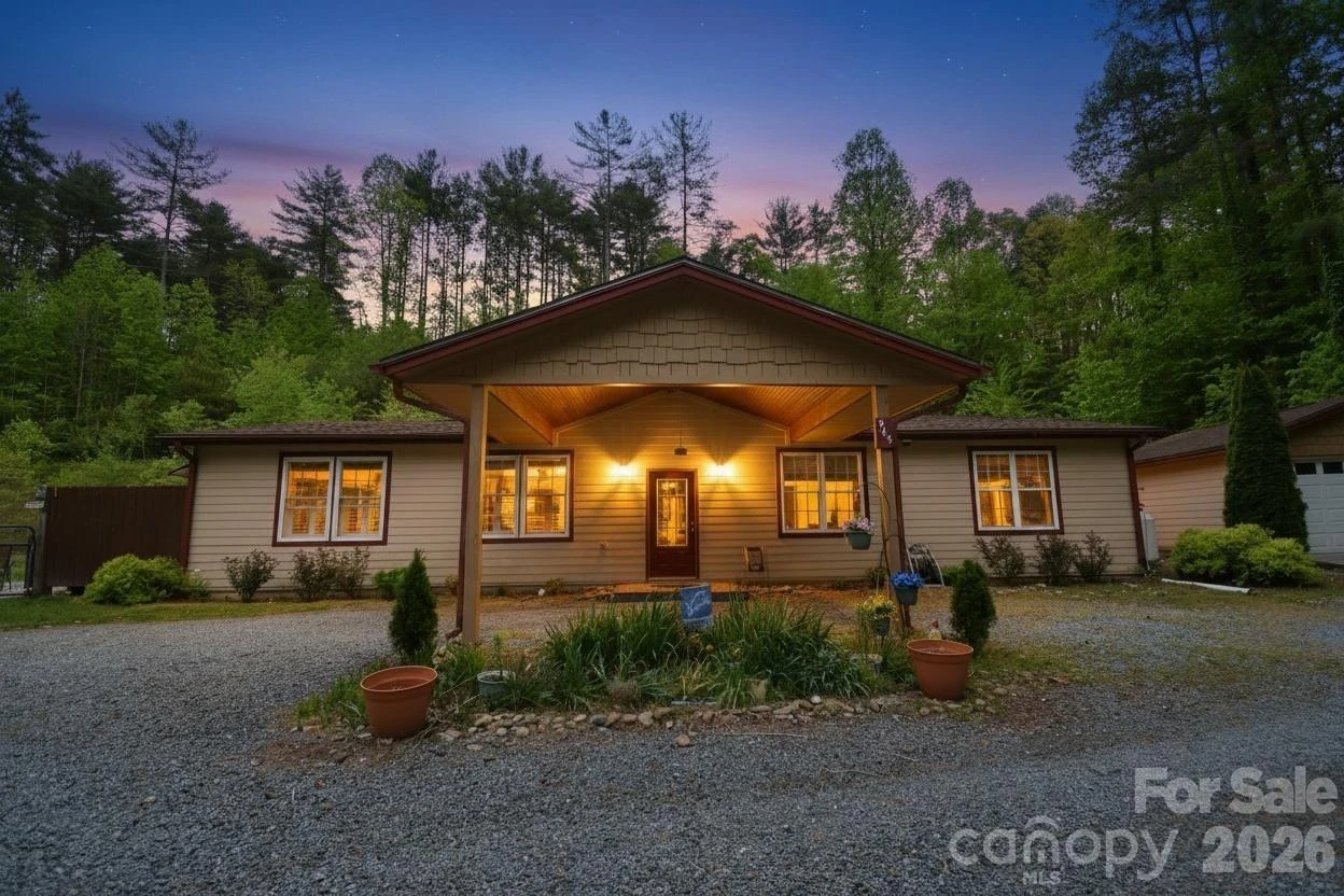 945 Country Club Road