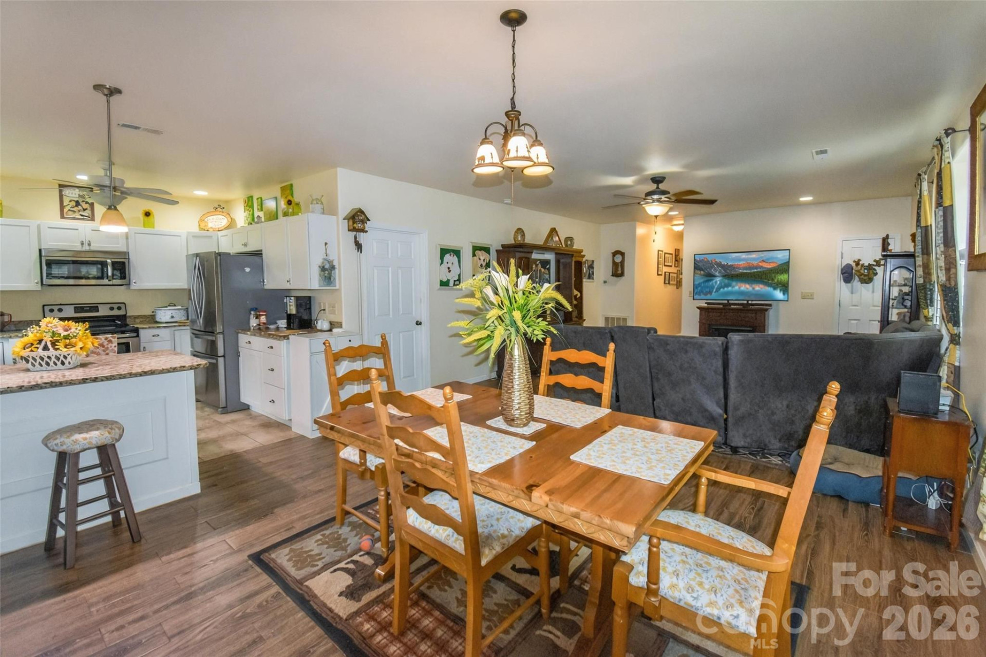 945 Country Club Road - Photo 14