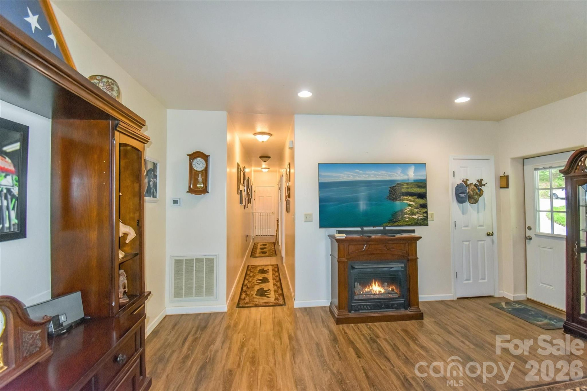 945 Country Club Road - Photo 17