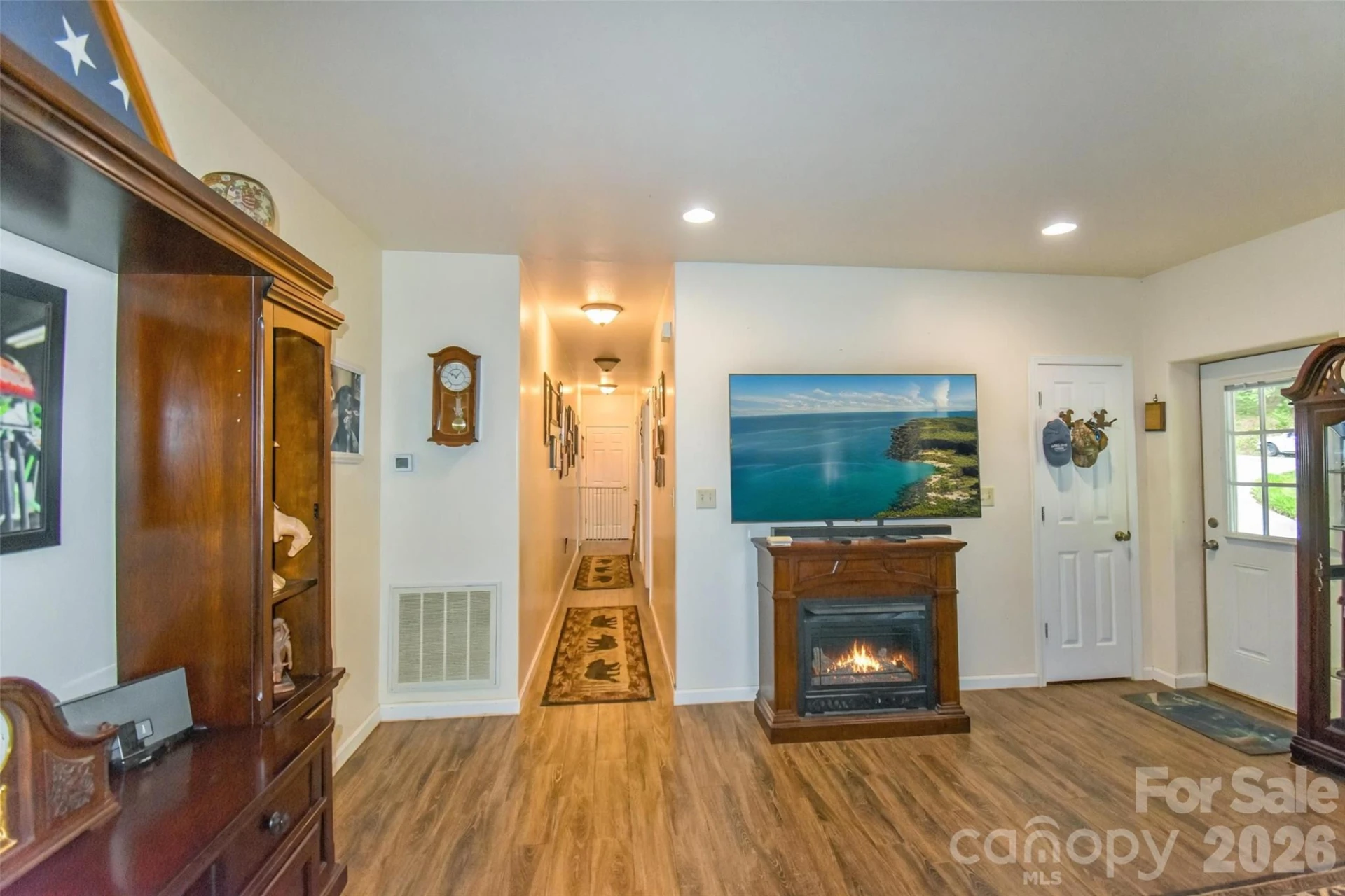 945 Country Club Road - Photo 17
