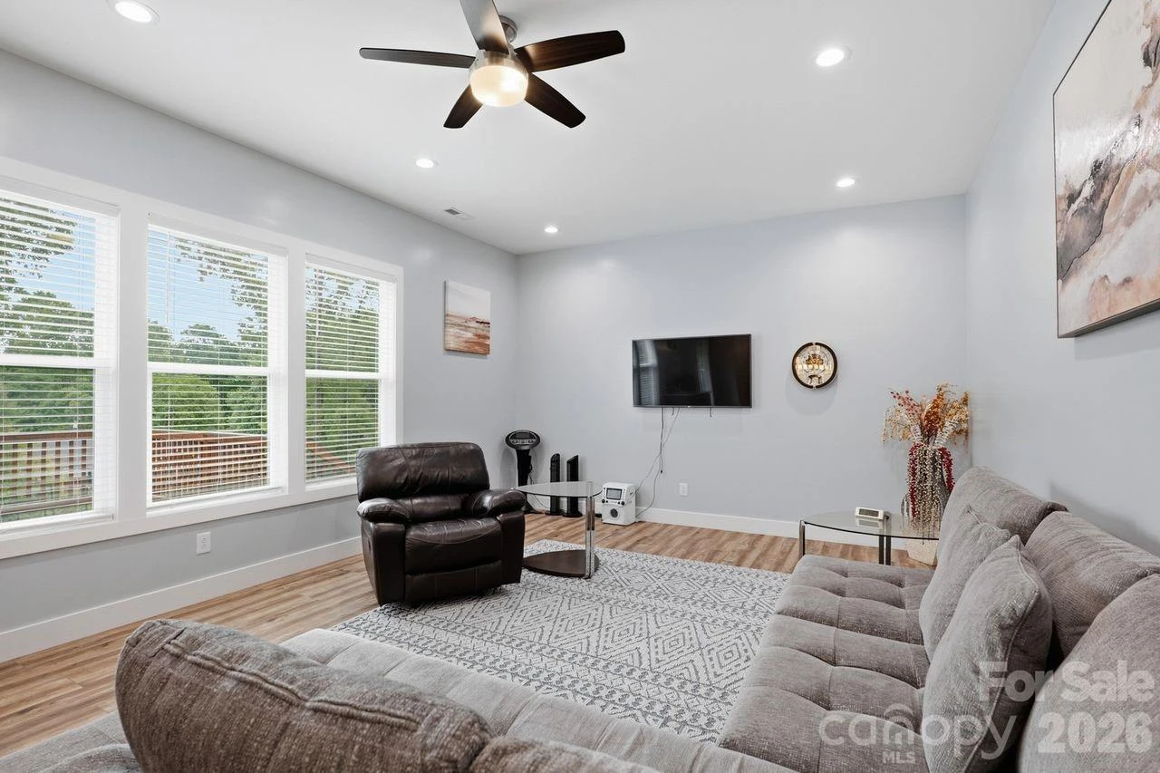 4950 Surfwood Drive - Photo 28