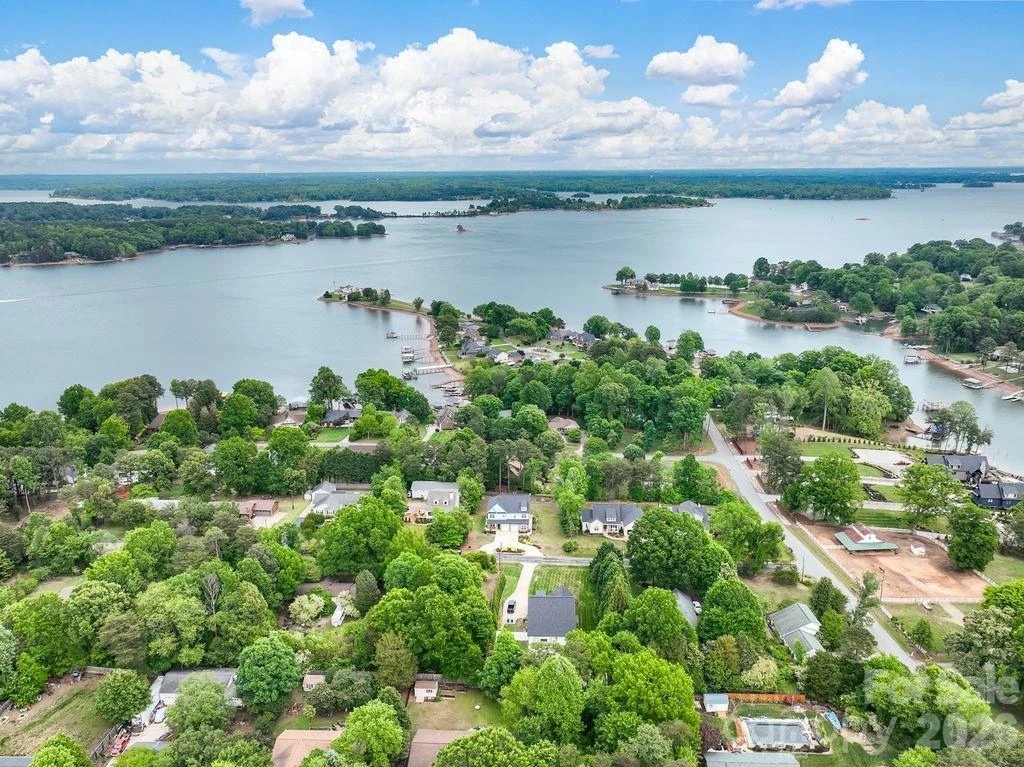4950 Surfwood Drive - Photo 43