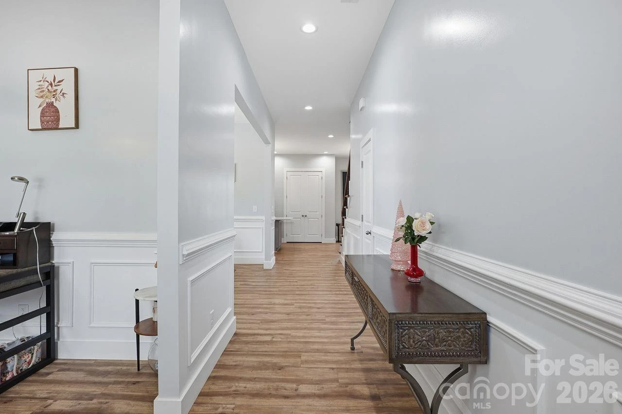 4950 Surfwood Drive - Photo 6
