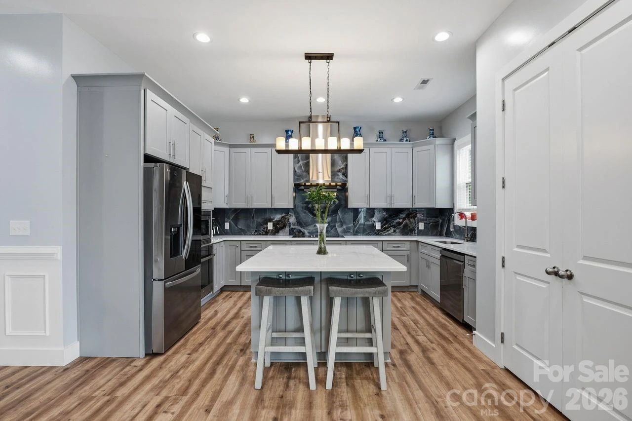4950 Surfwood Drive - Photo 7