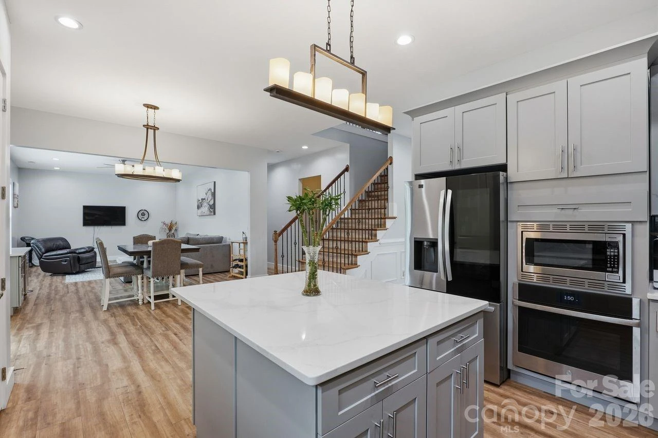 4950 Surfwood Drive - Photo 9