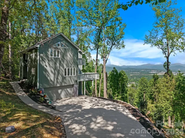 115 Chestnut Ridge Road, Mills River, NC, 28759