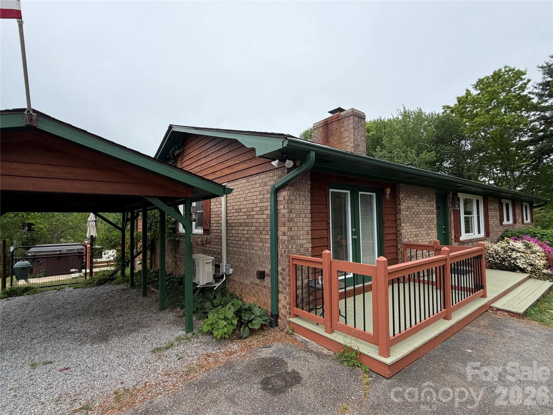 61 Overbrook Drive - Photo 2