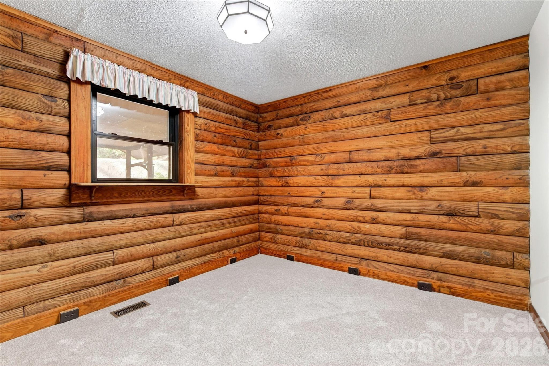 221 Hammer Hollow Drive - Photo 16