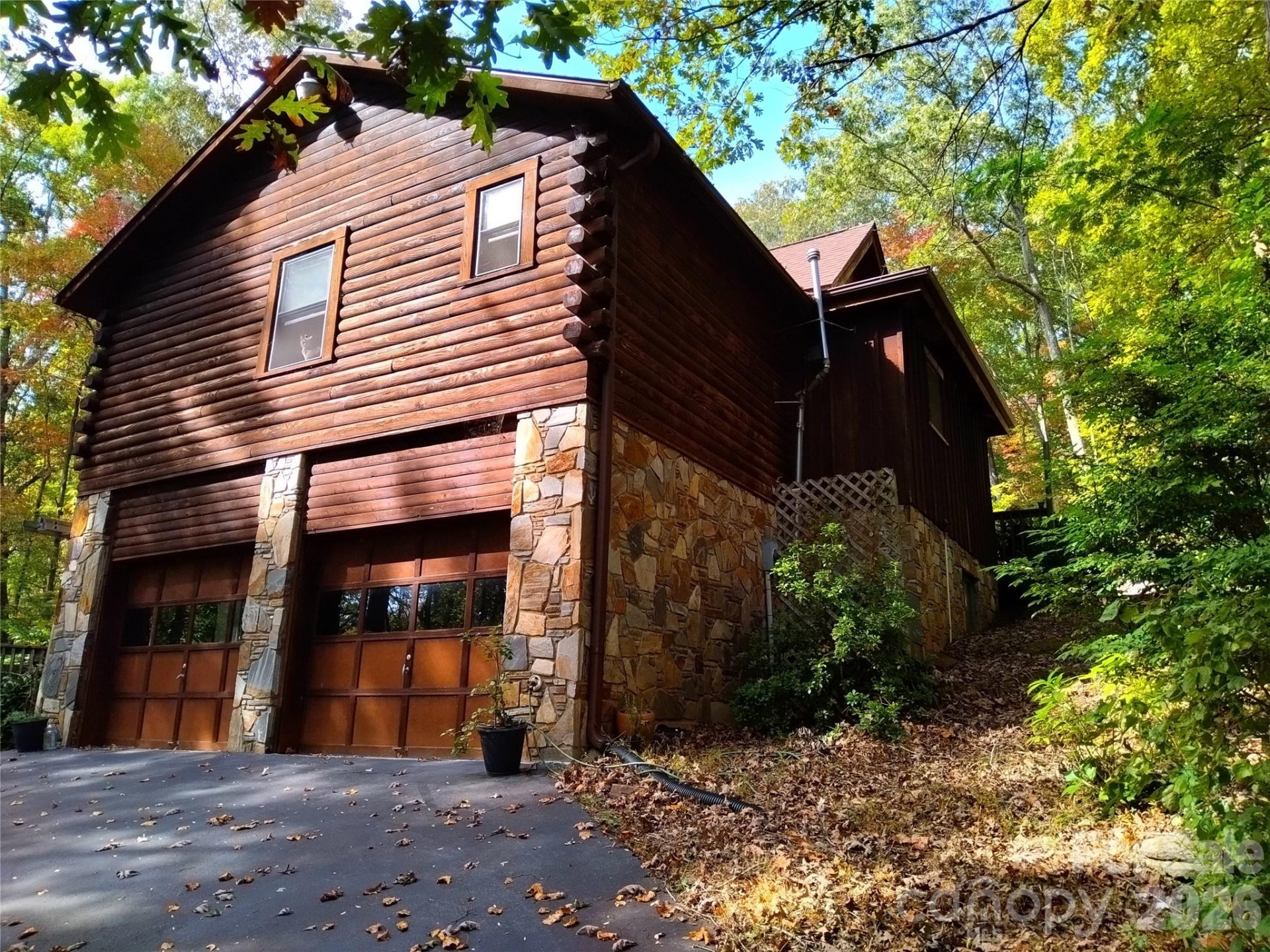 221 Hammer Hollow Drive - Photo 34