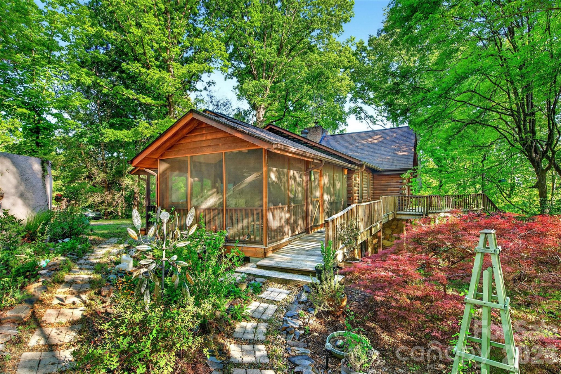 221 Hammer Hollow Drive - Photo 39