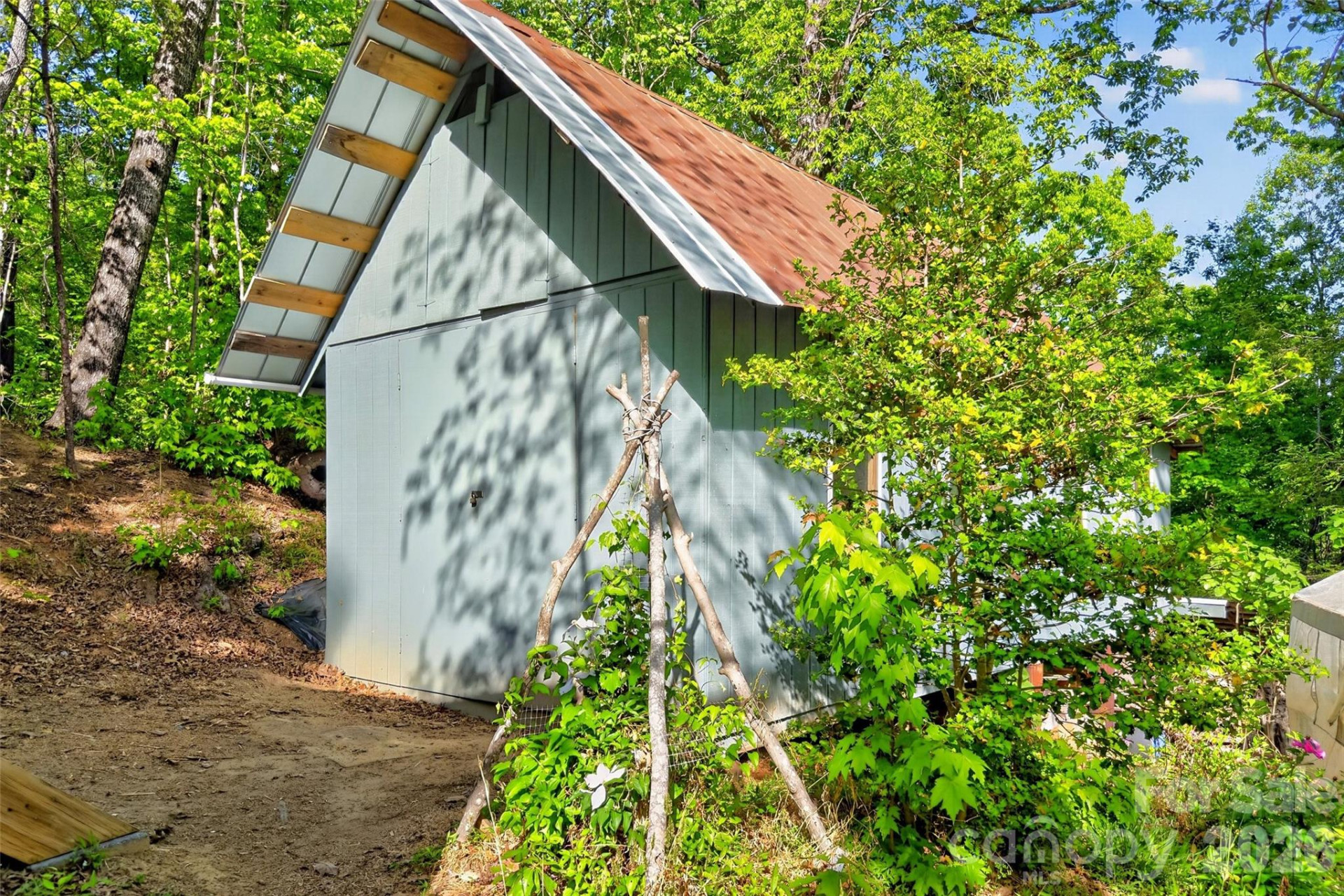 221 Hammer Hollow Drive - Photo 41